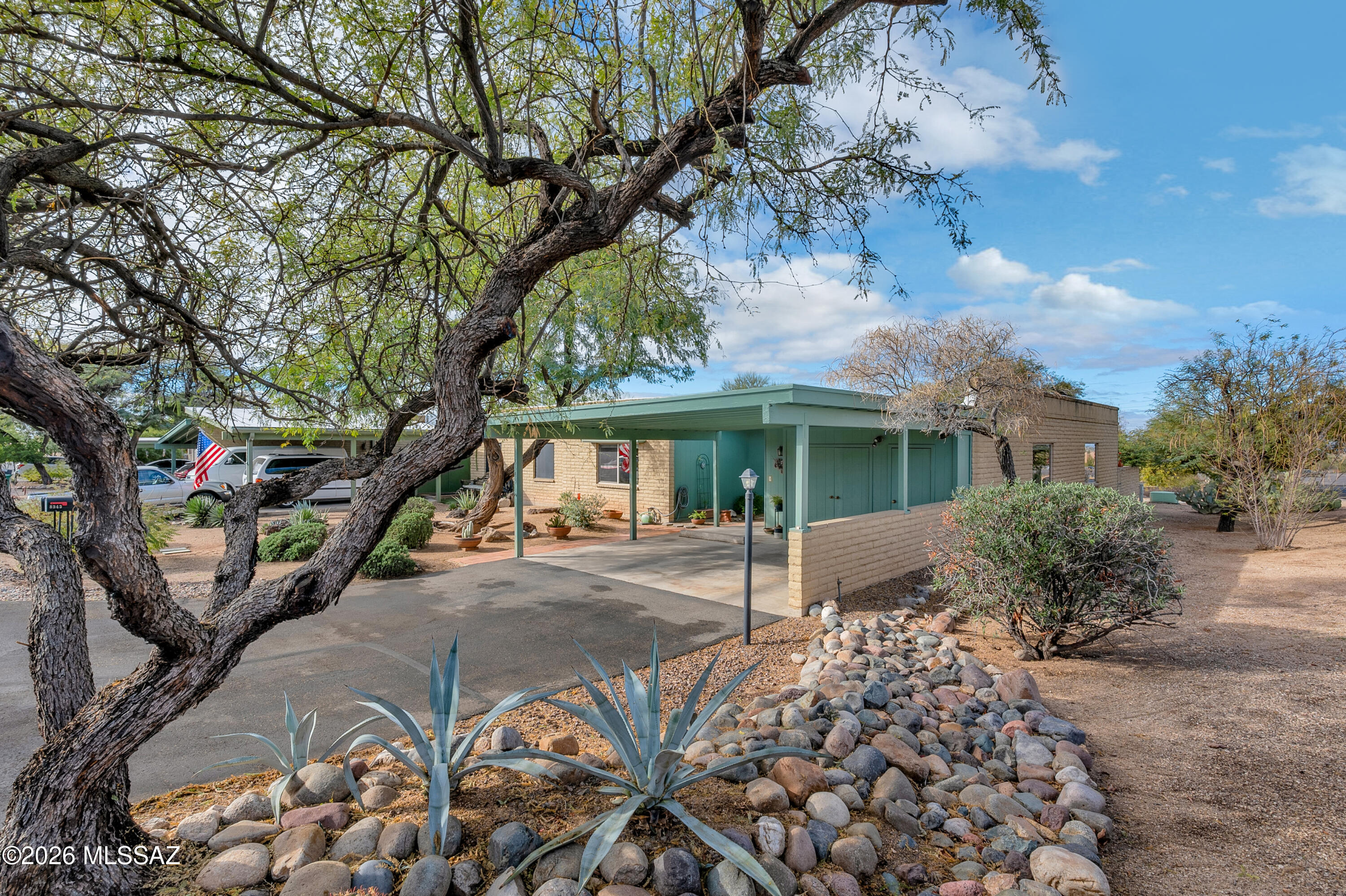 8343 N Verde Catalina Drive