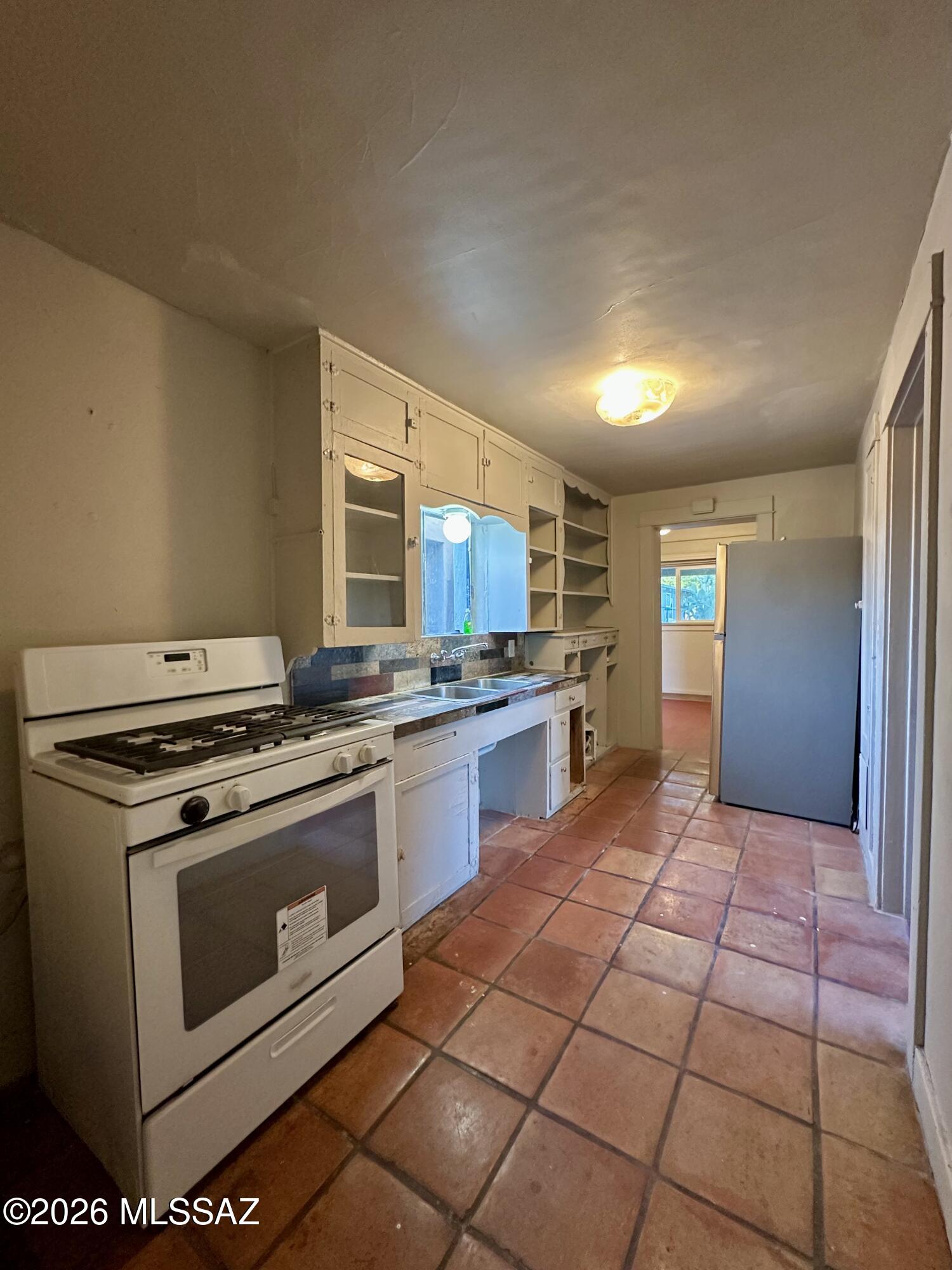 West Congress St. Addition - Residential Income