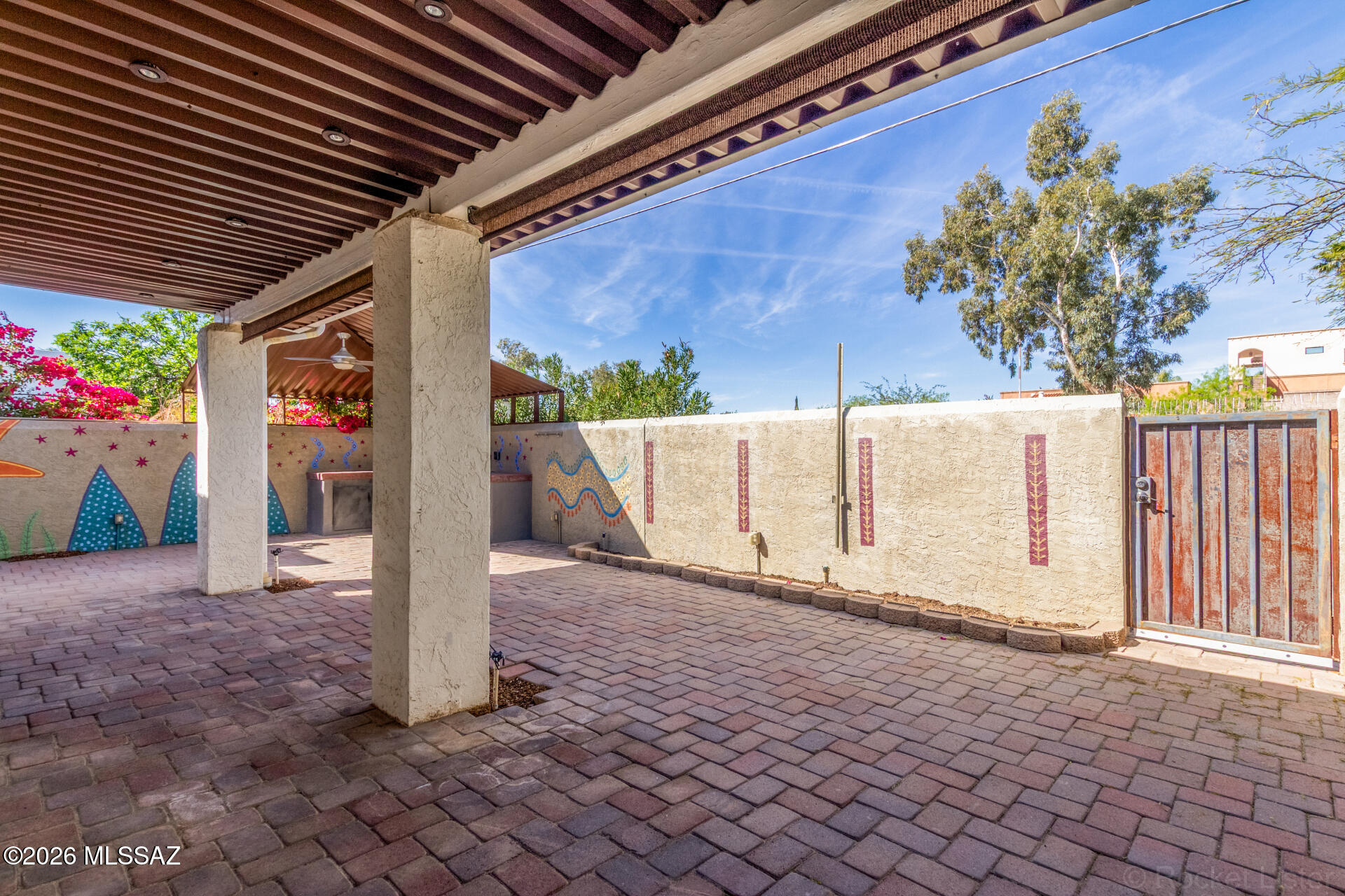 La Toluca Townhouses - Residential