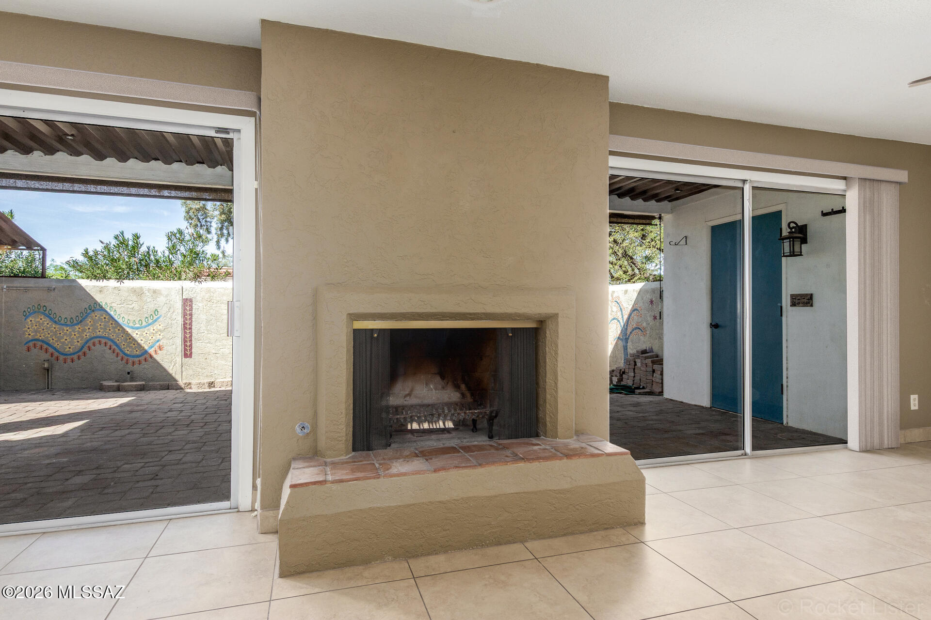 La Toluca Townhouses - Residential