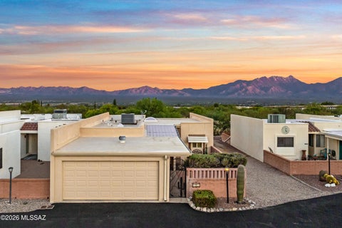 Photo of 907 W Rio Altar, Green Valley, AZ 85614 (MLS # 22624232)