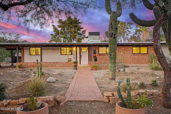 6909 E MESA GRANDE DR, TUCSON, AZ 85715 - Image cfaa8e331d902ea926e72e3f84255cbf/347749539