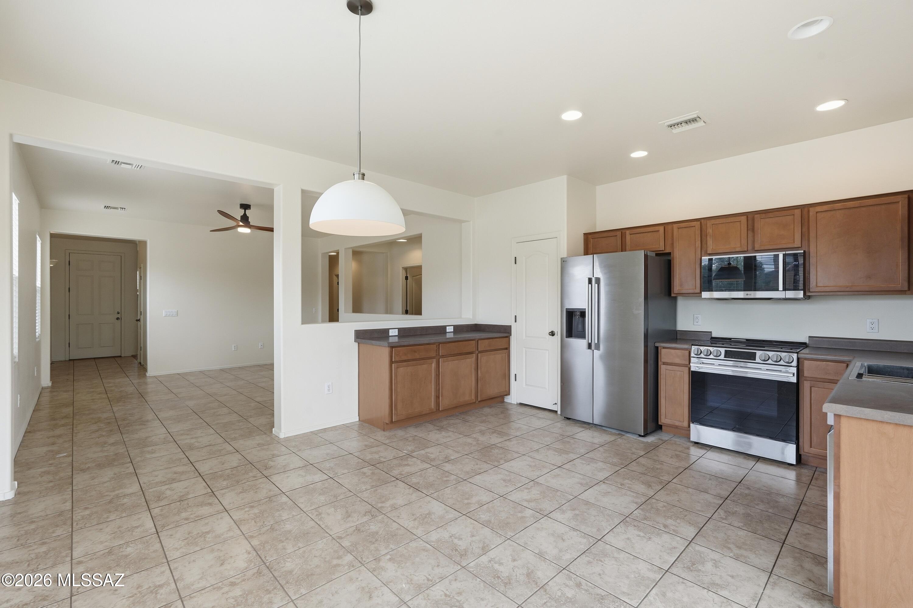 Madera Highlands Villages 1-10 & 15 - Residential Lease