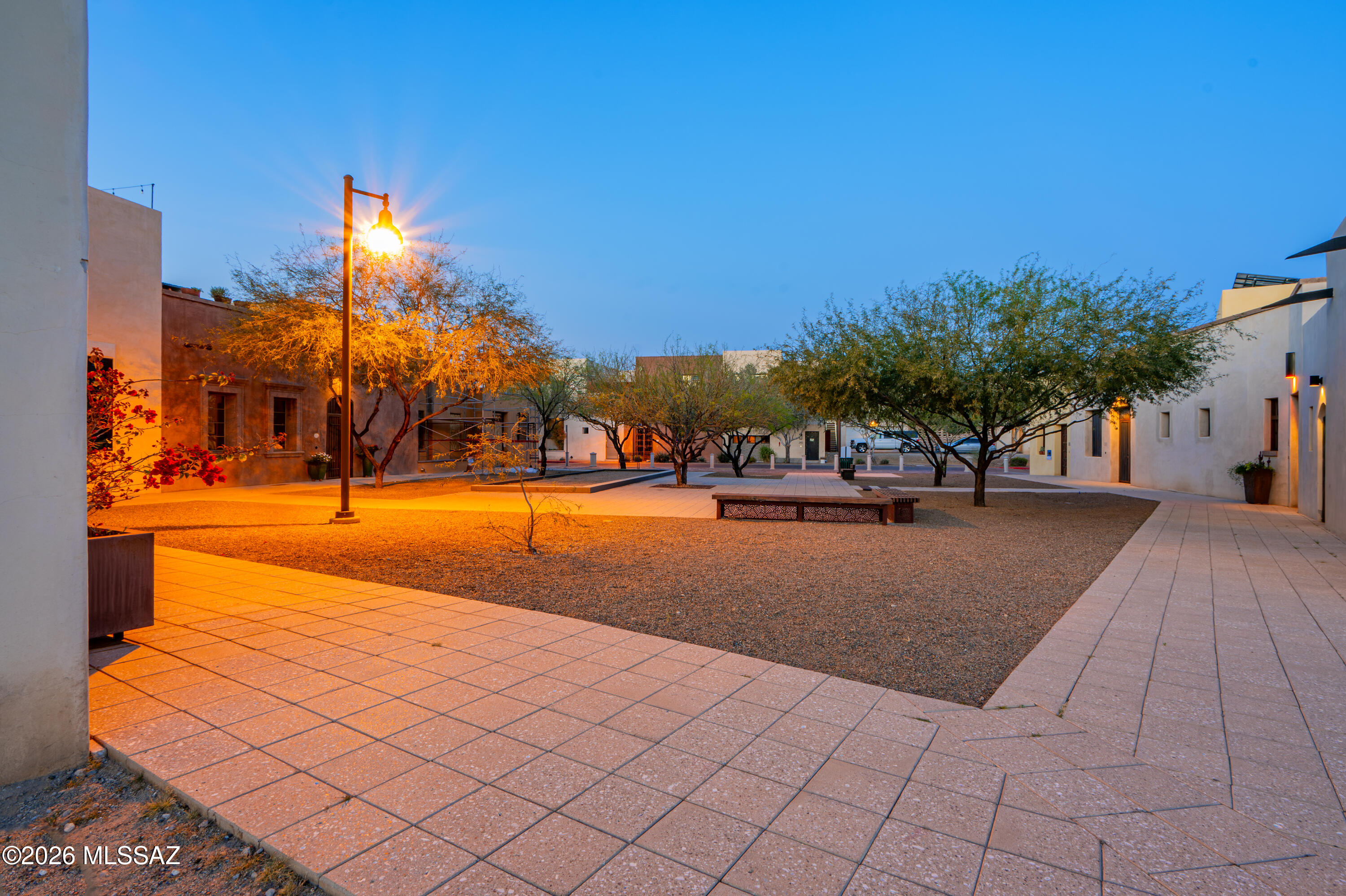 240 S Avenida Del Palo Fiero 65