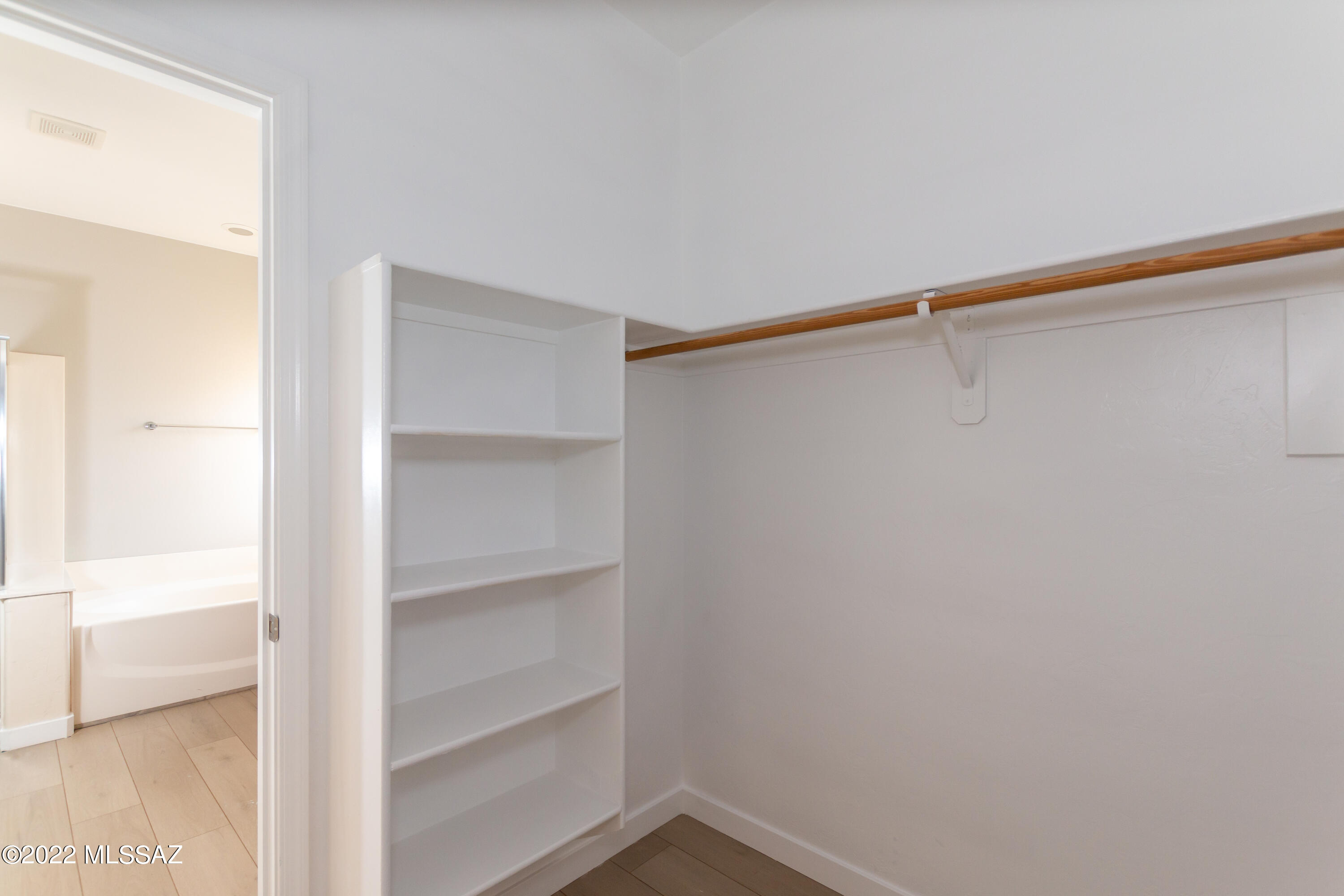 Continental Reserve Block 9 (1-165) - Residential Lease