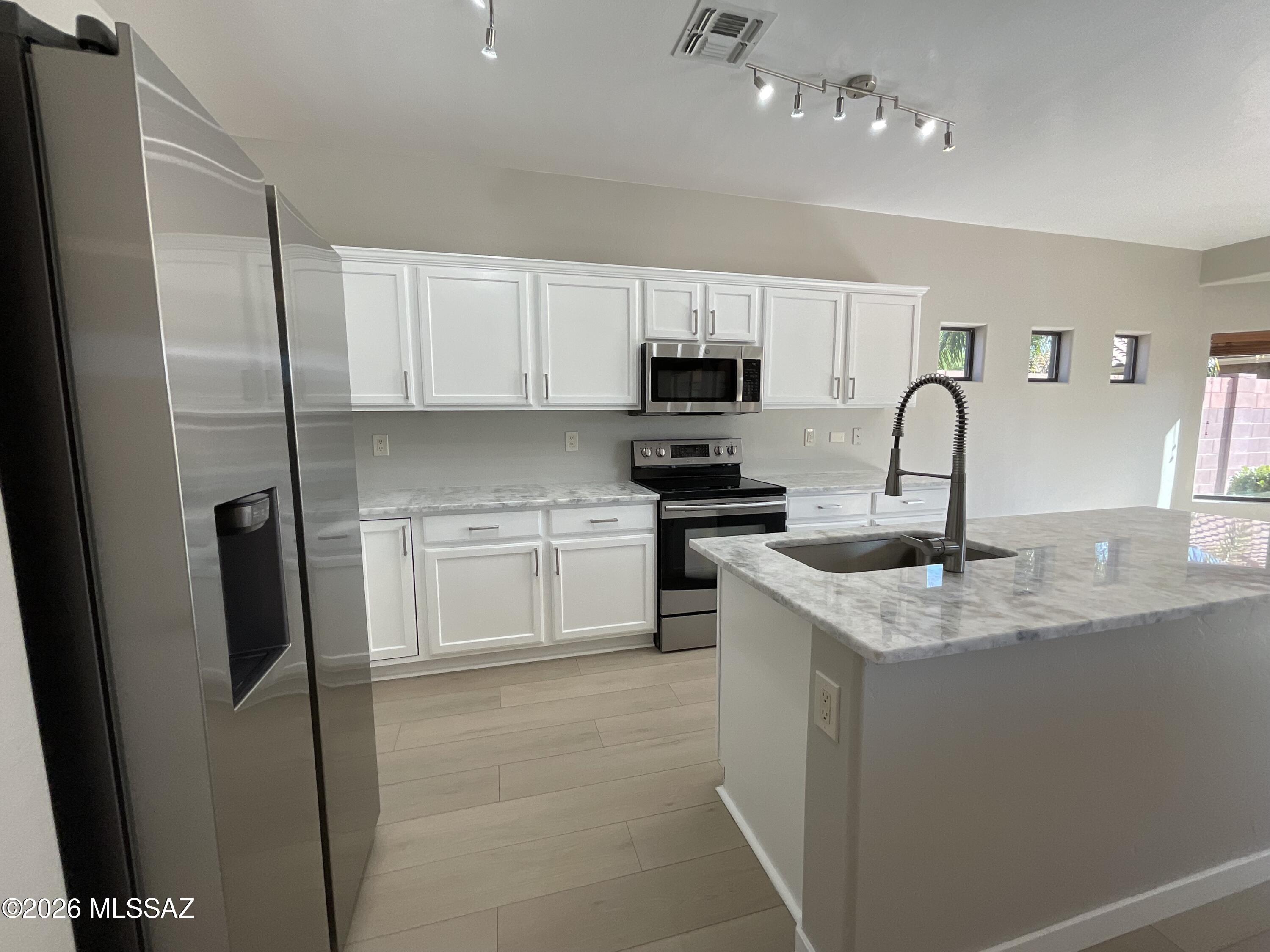 Continental Reserve Block 9 (1-165) - Residential Lease