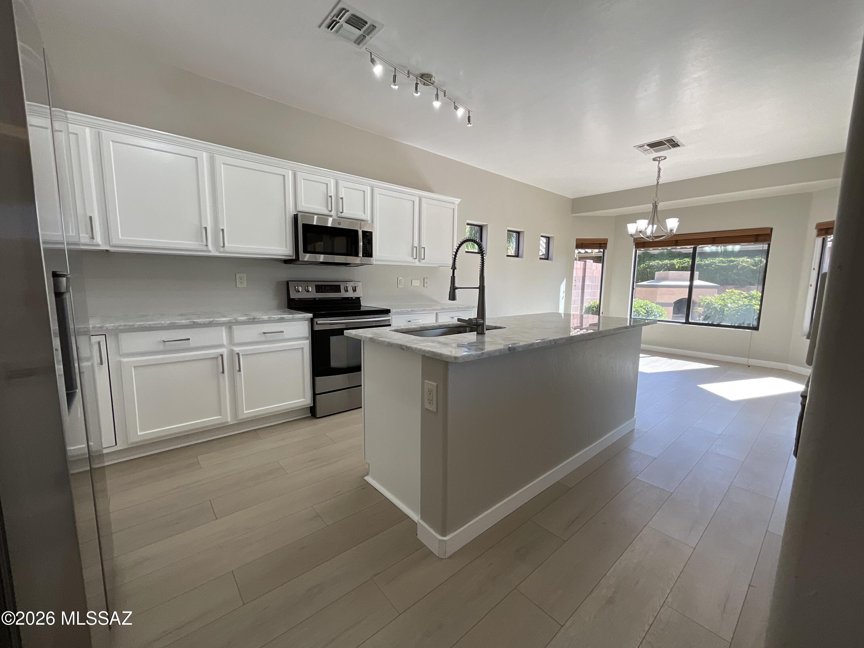 Continental Reserve Block 9 (1-165) - Residential Lease