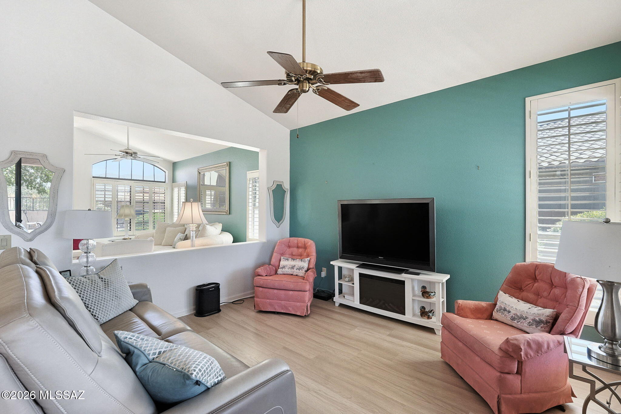 38444 S Canyon View Court
