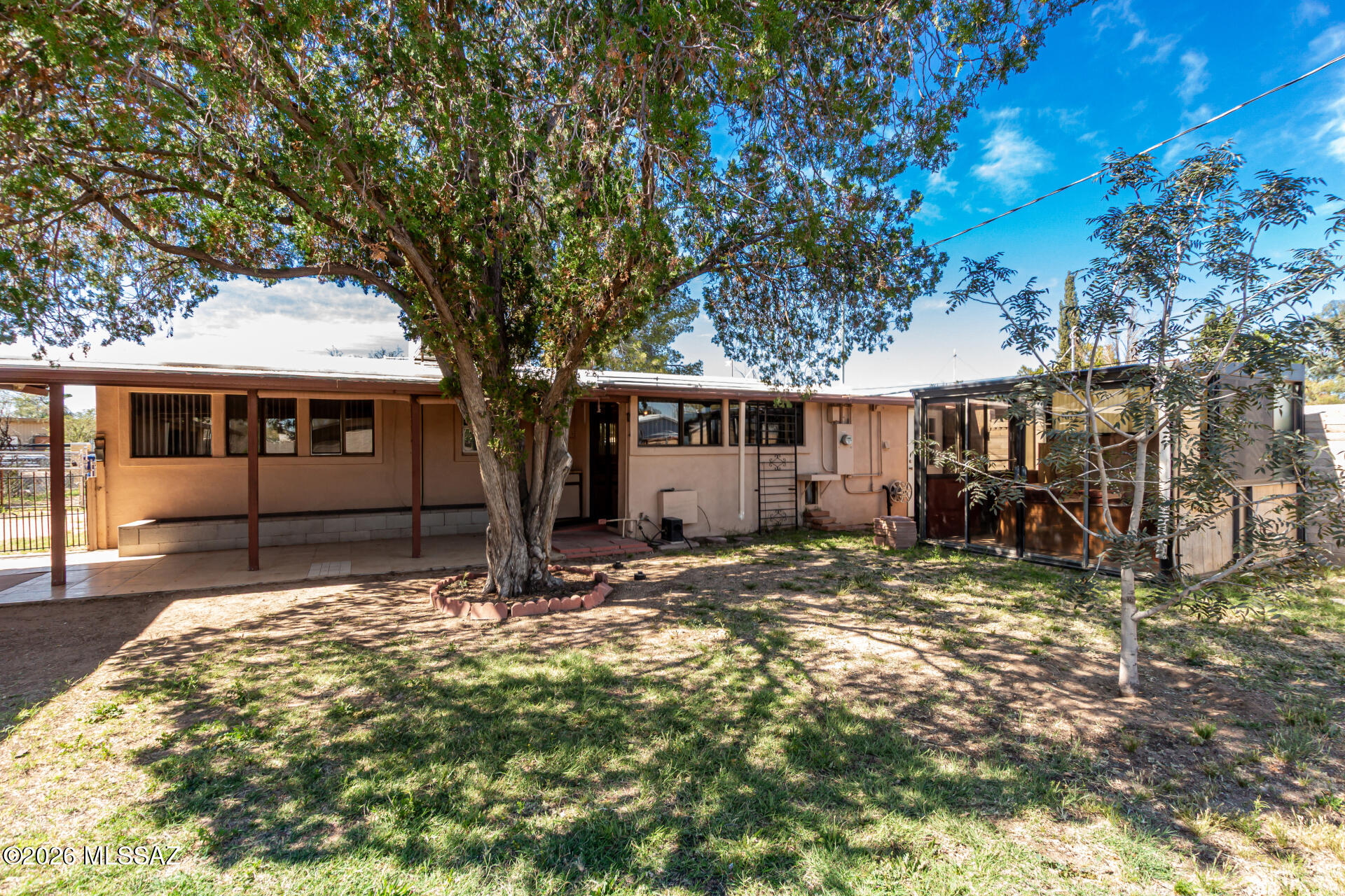 Pueblo Gardens - Residential