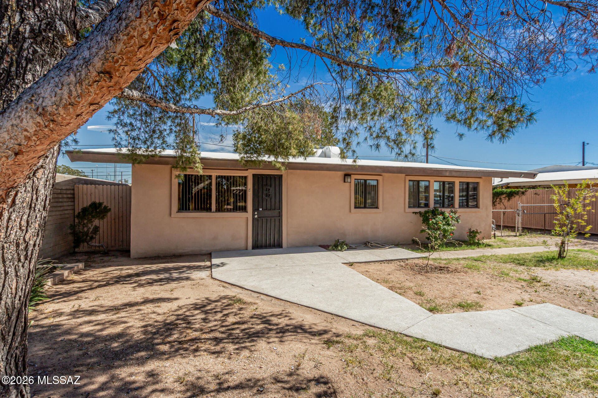 Pueblo Gardens - Residential