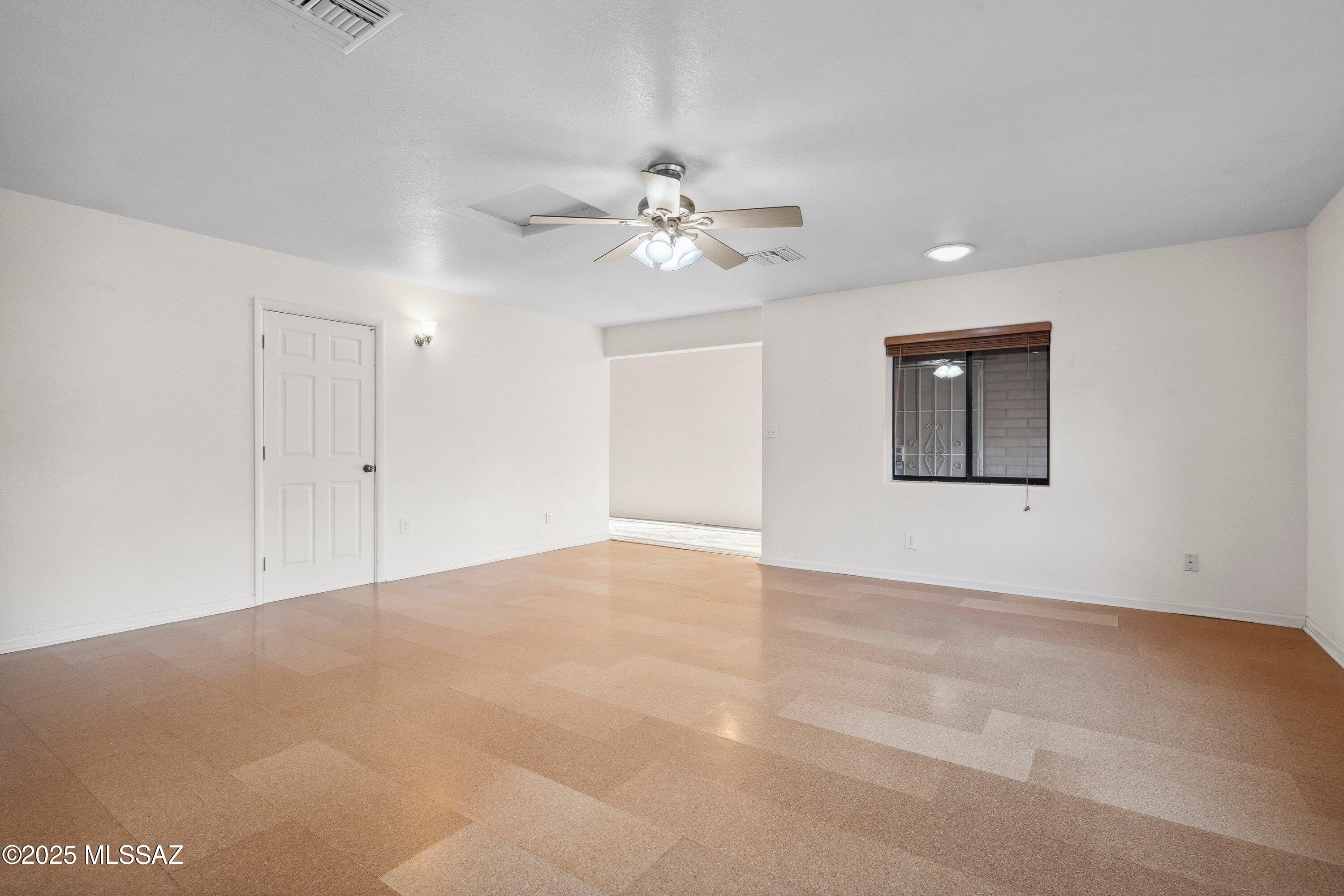 Oak Hills 01 - Residential