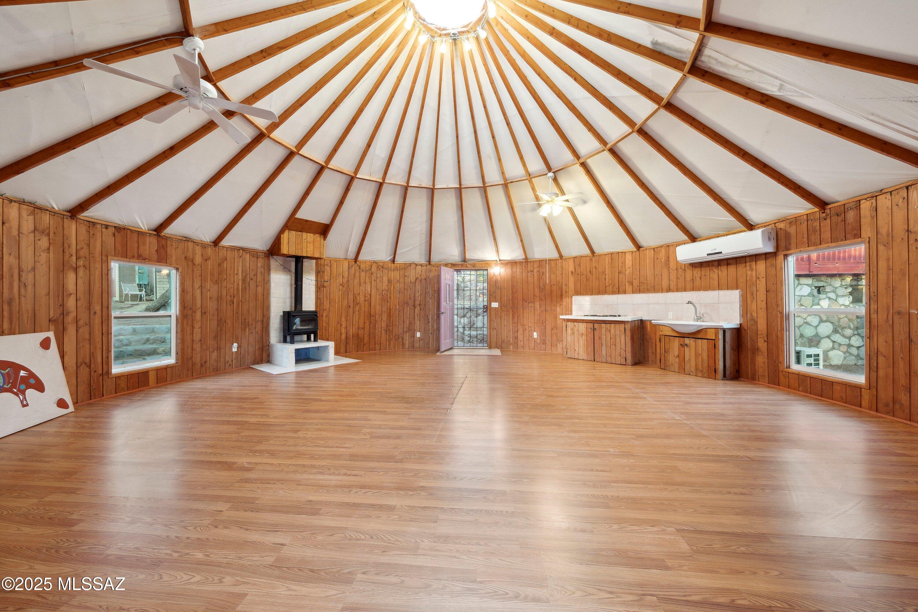 Oak Hills 01 - Residential