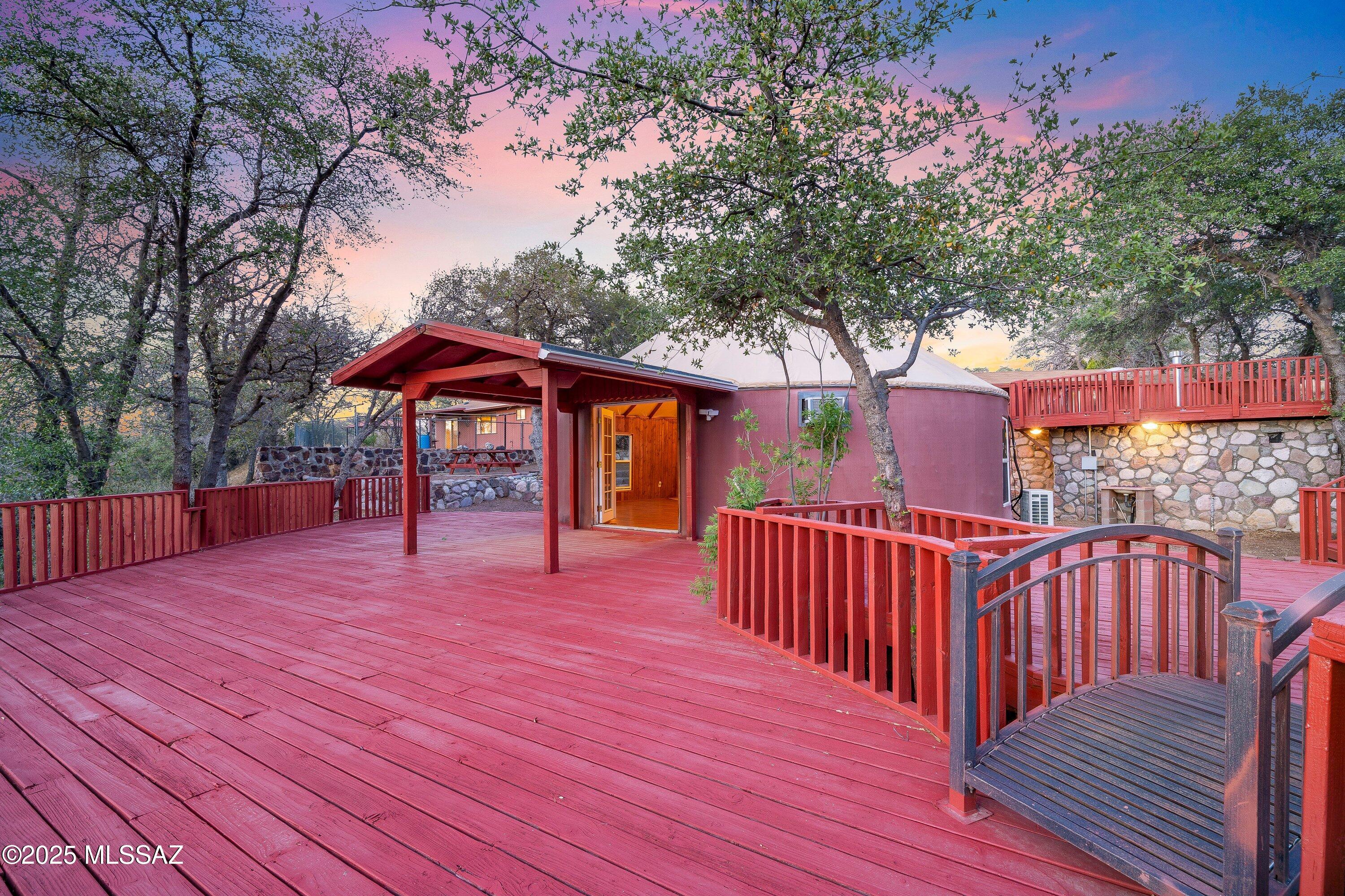 Oak Hills 01 - Residential