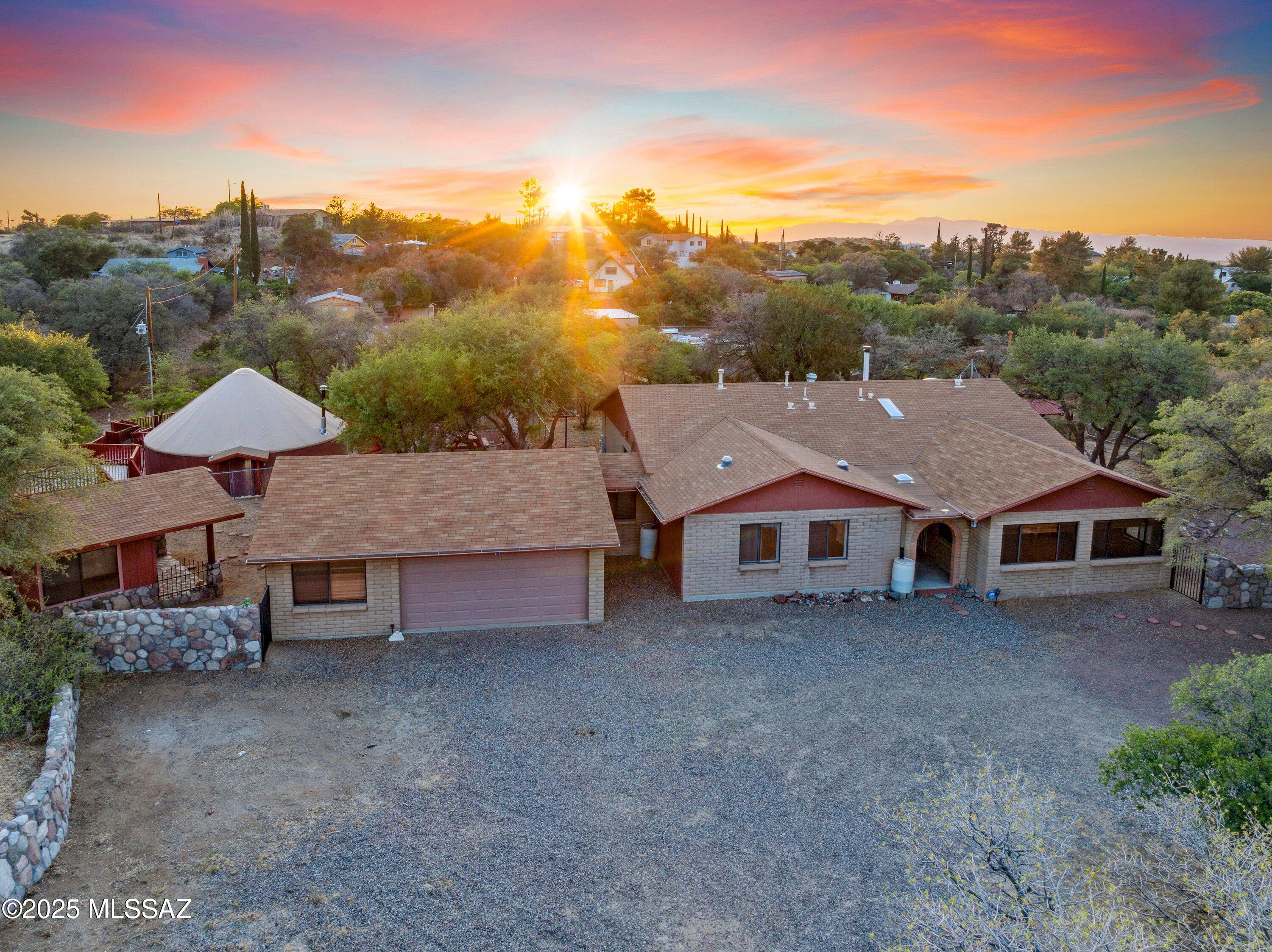 Oak Hills 01 - Residential