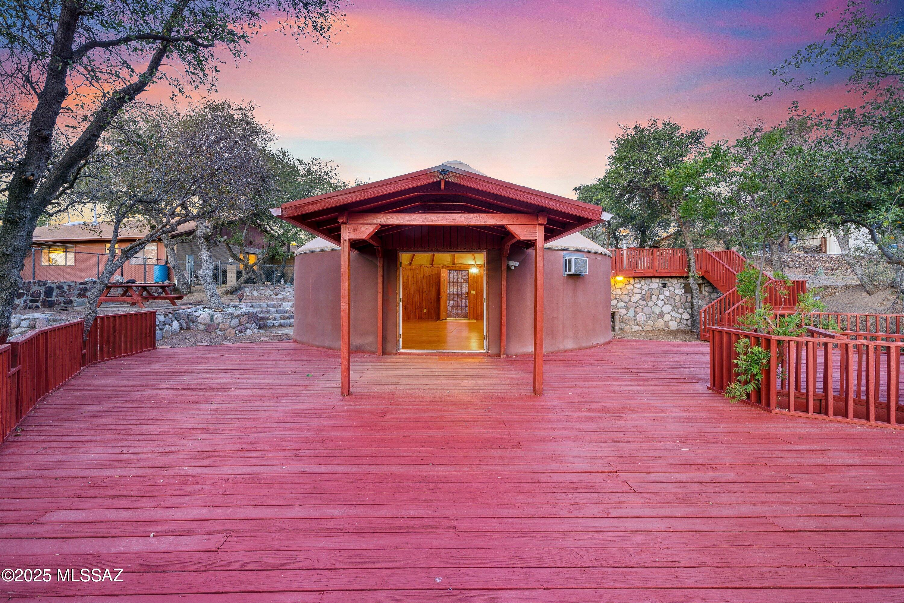 Oak Hills 01 - Residential