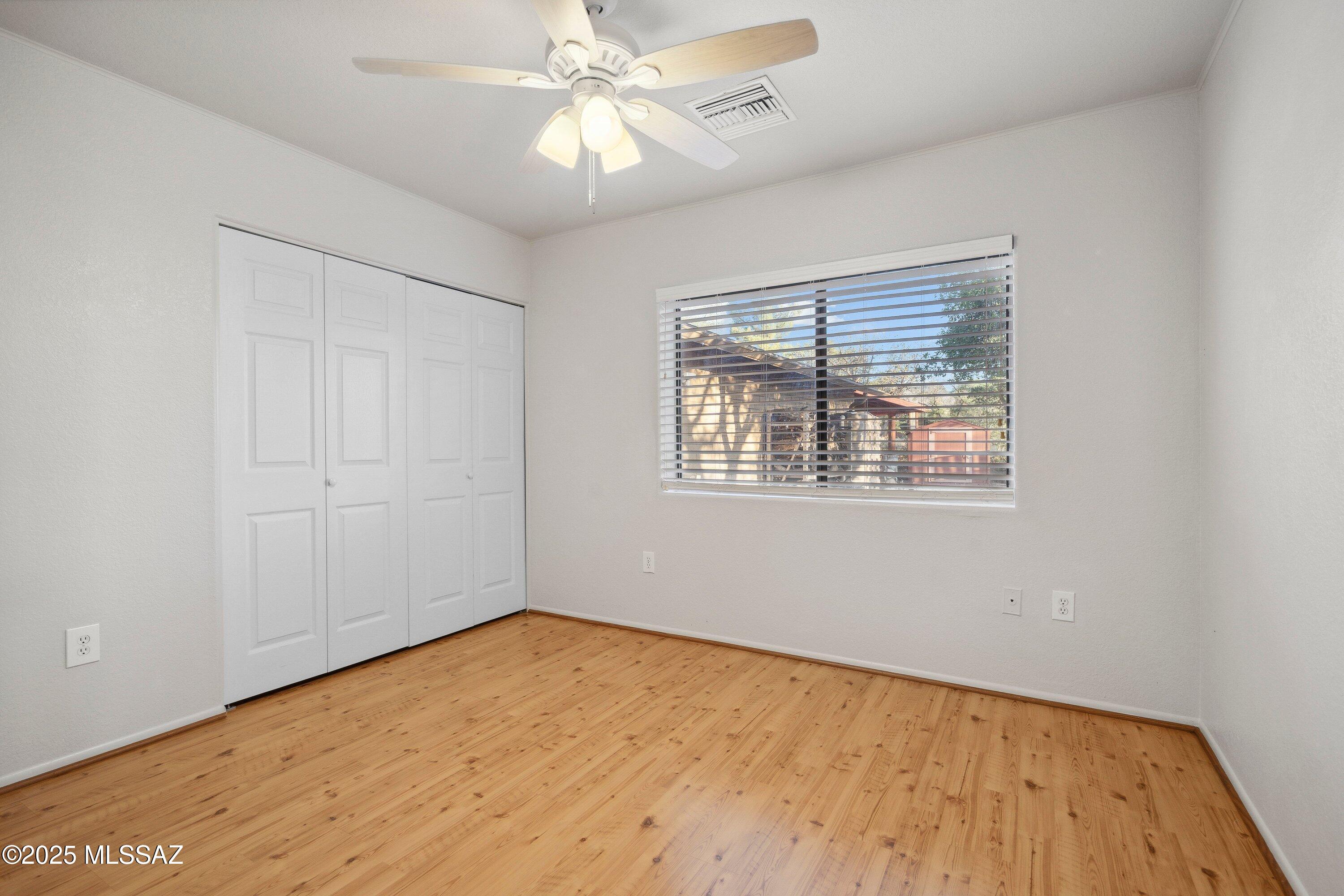 Oak Hills 01 - Residential
