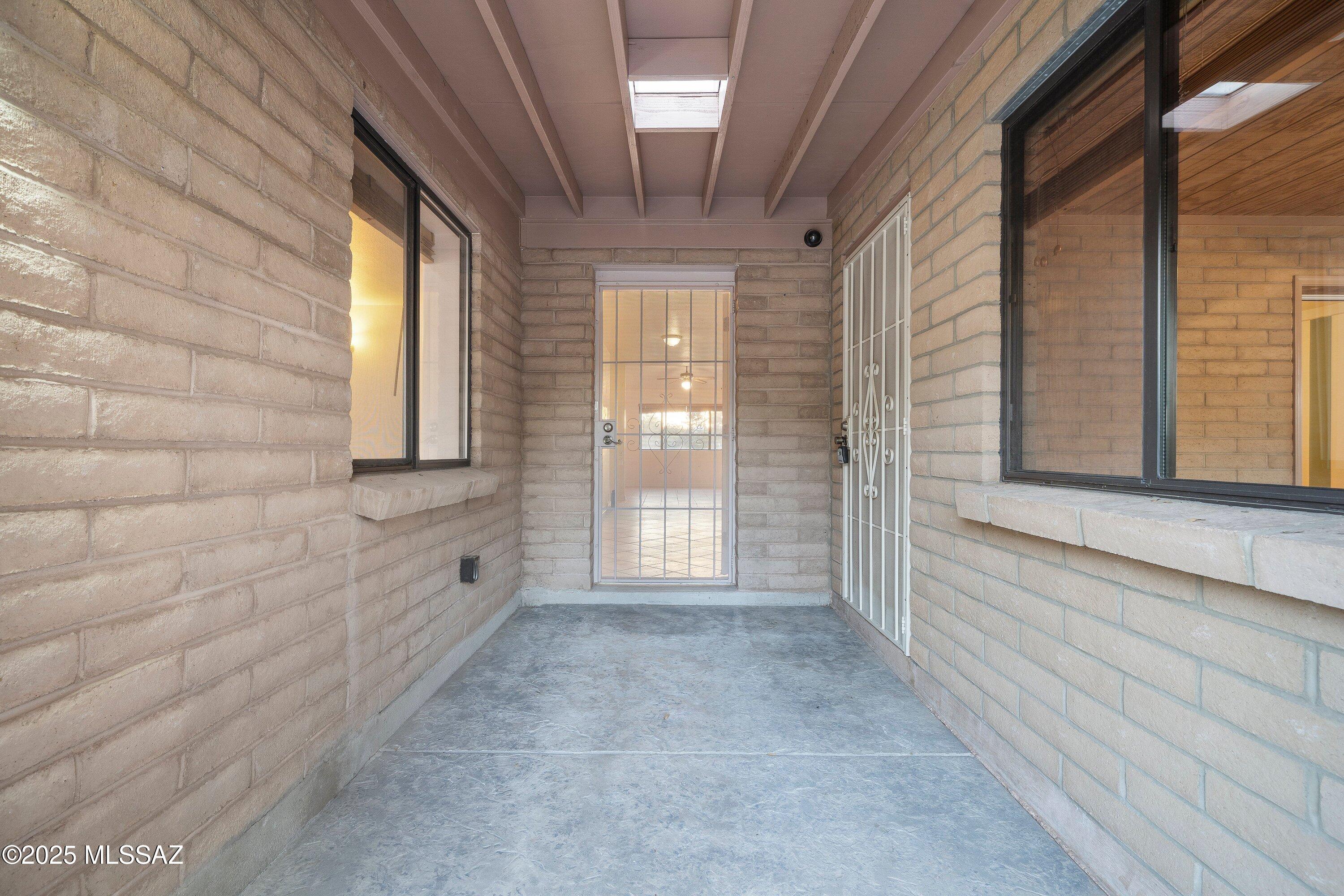 Oak Hills 01 - Residential