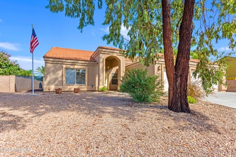 Photo of 4669 Paseo Brazos, Sierra Vista, AZ 85635 (MLS # 22621957)
