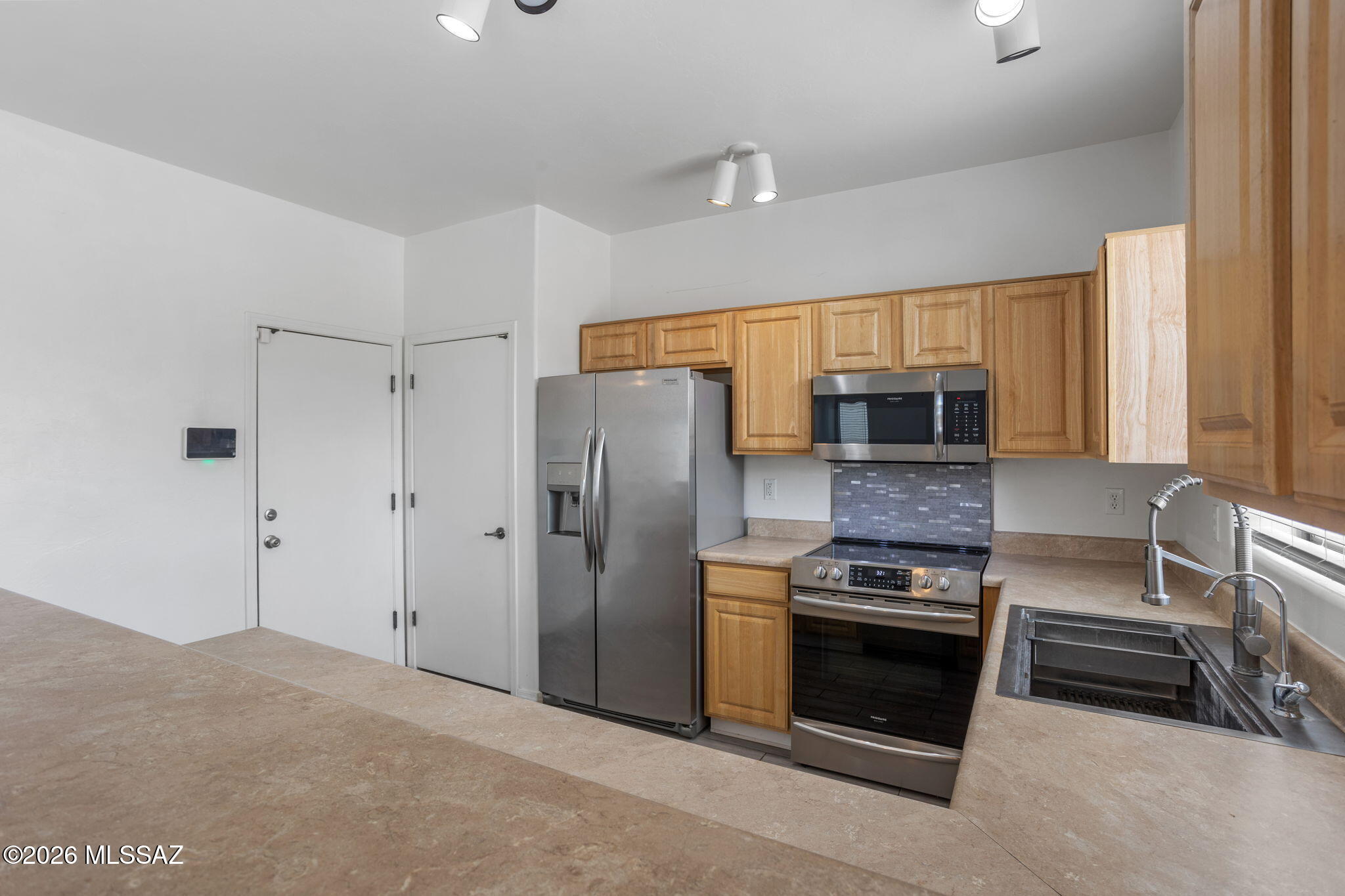 6899 S Camino De La Humanidad