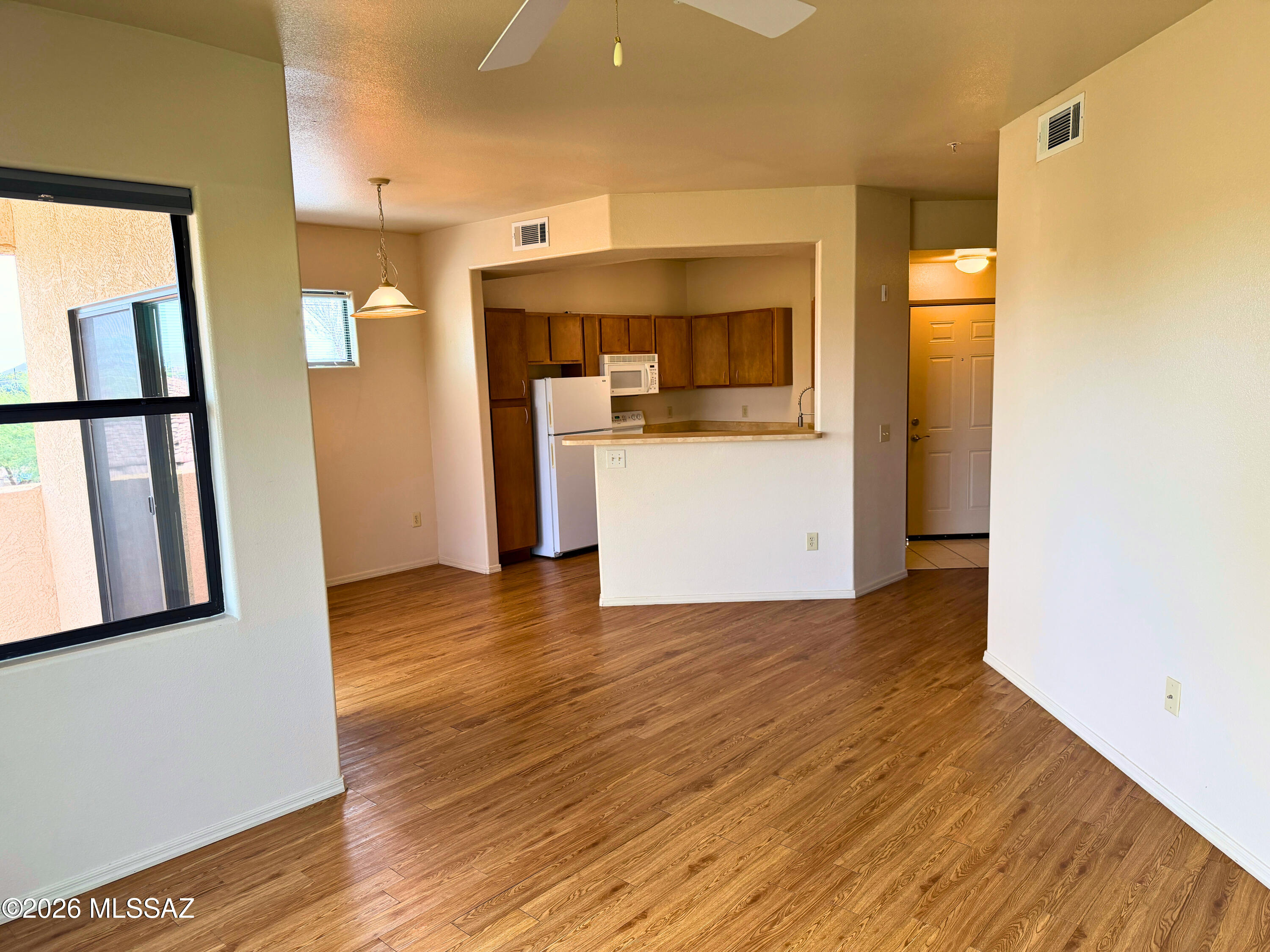 2550 E River Road 7303