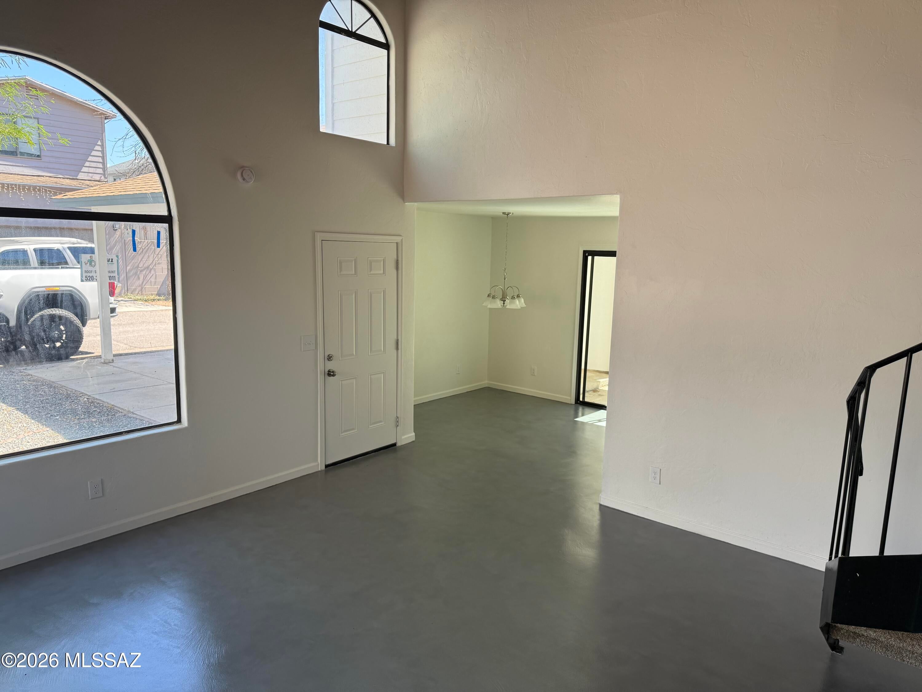 848 W Thurber Road