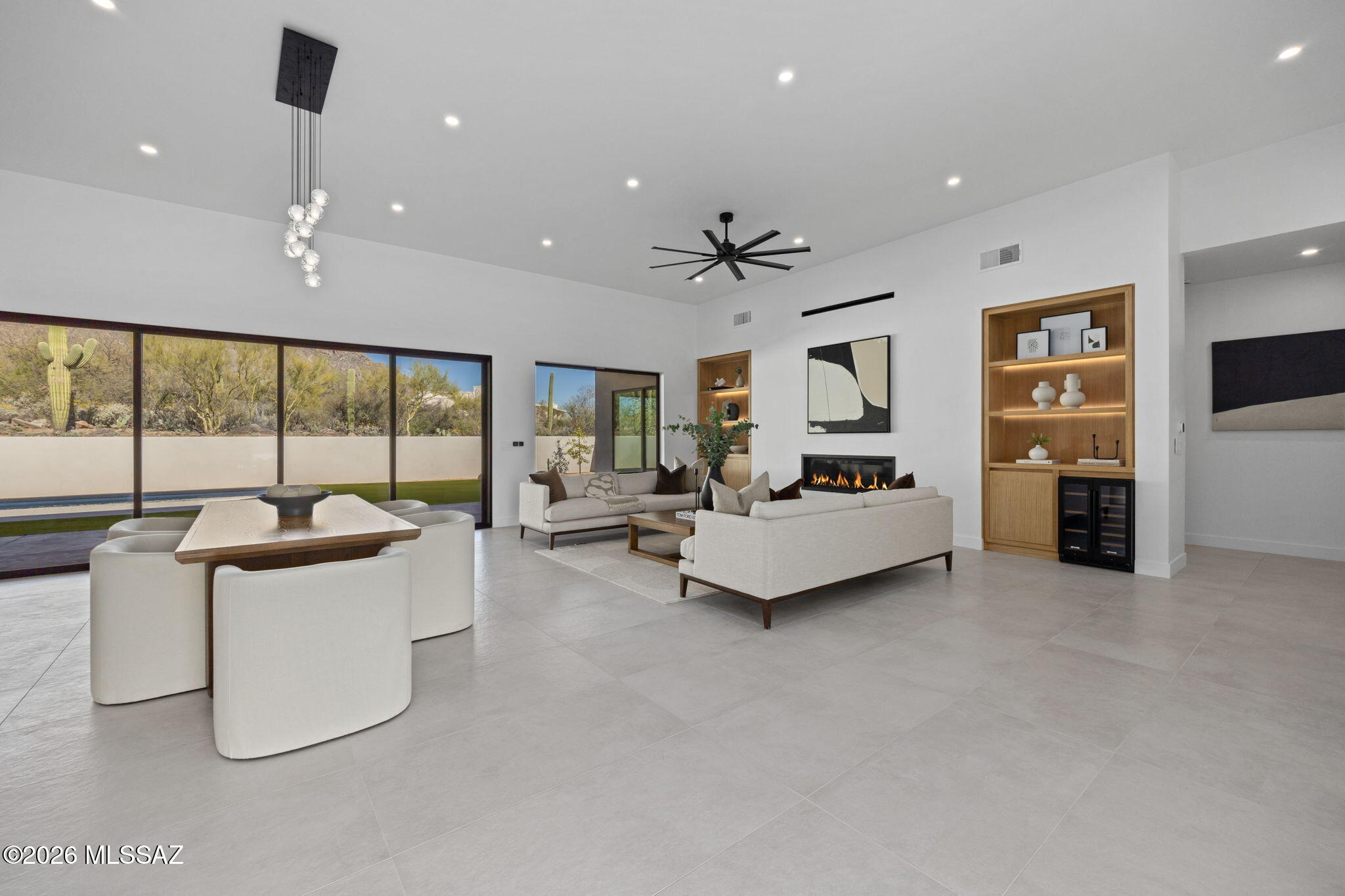 7124 N Chimney Rock Place