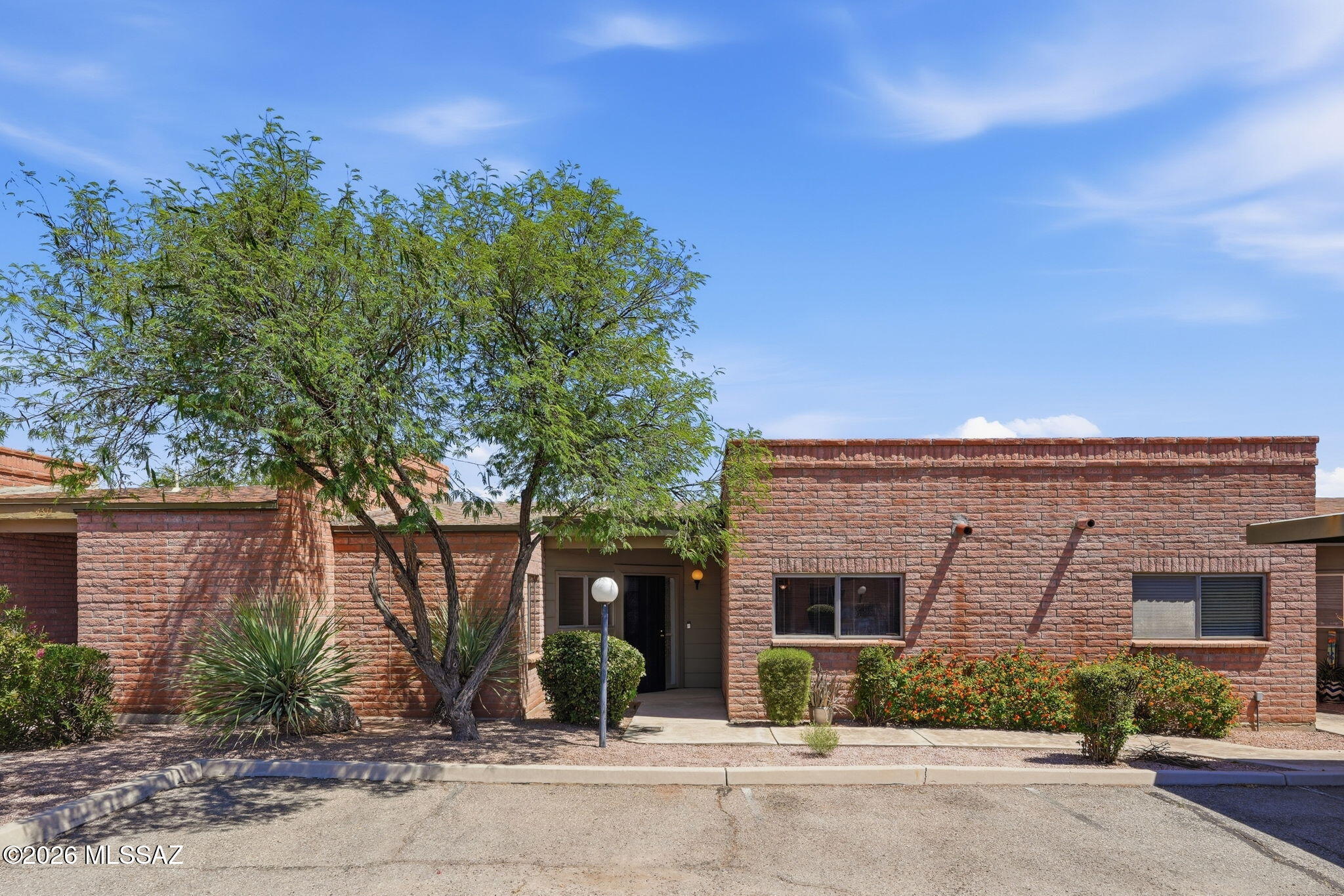 McCormick PlaceTwnhms Blk III (1-71) - Residential