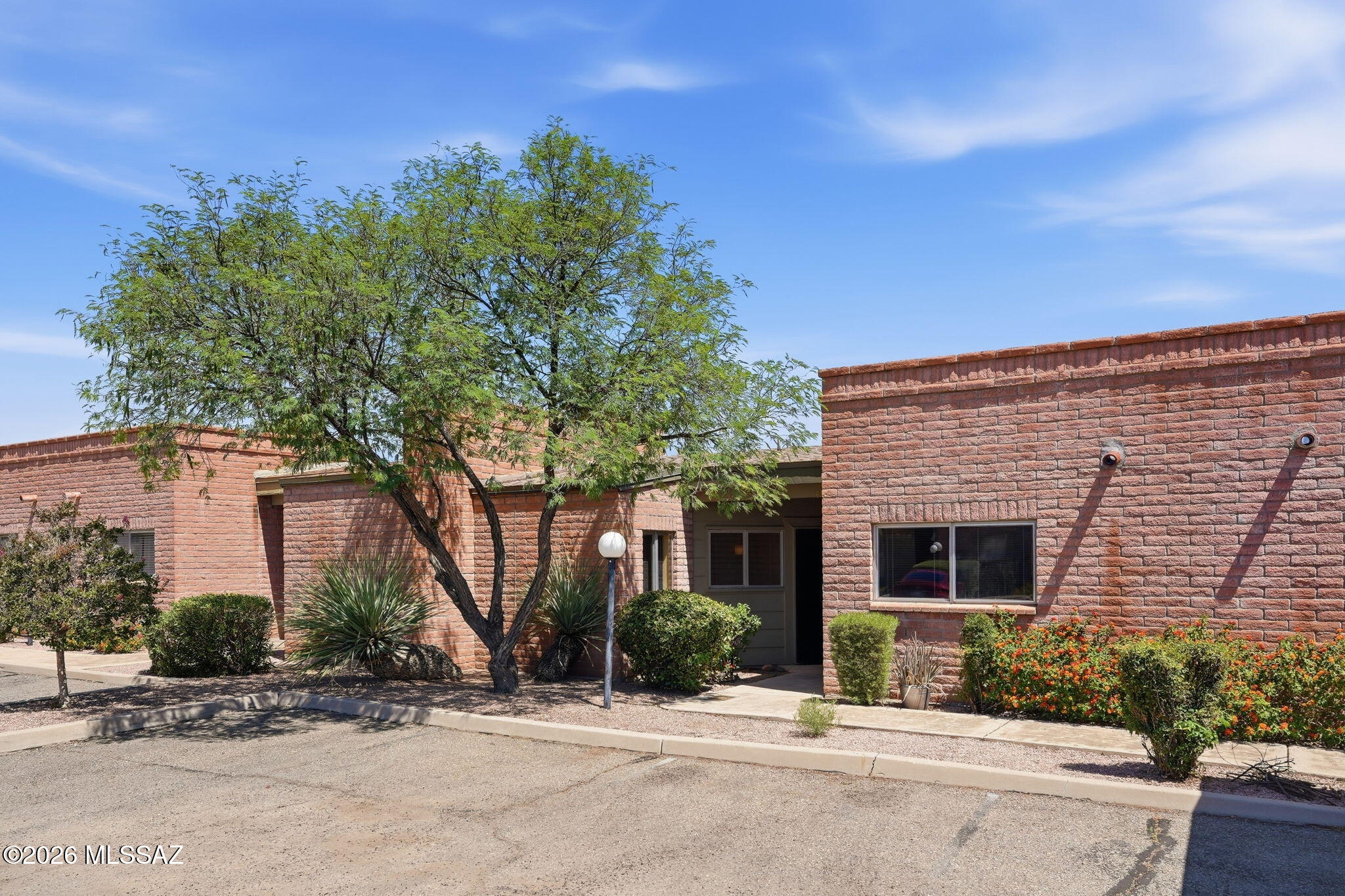 McCormick PlaceTwnhms Blk III (1-71) - Residential