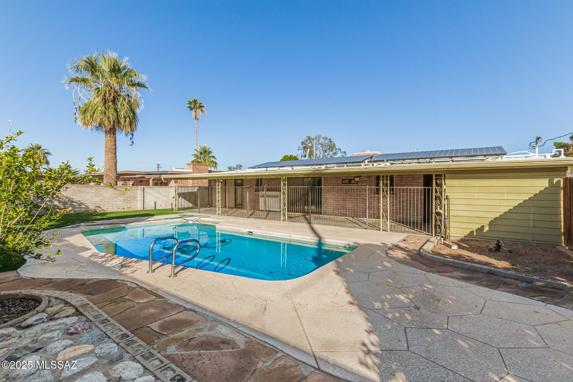 Casa Mesa - Residential