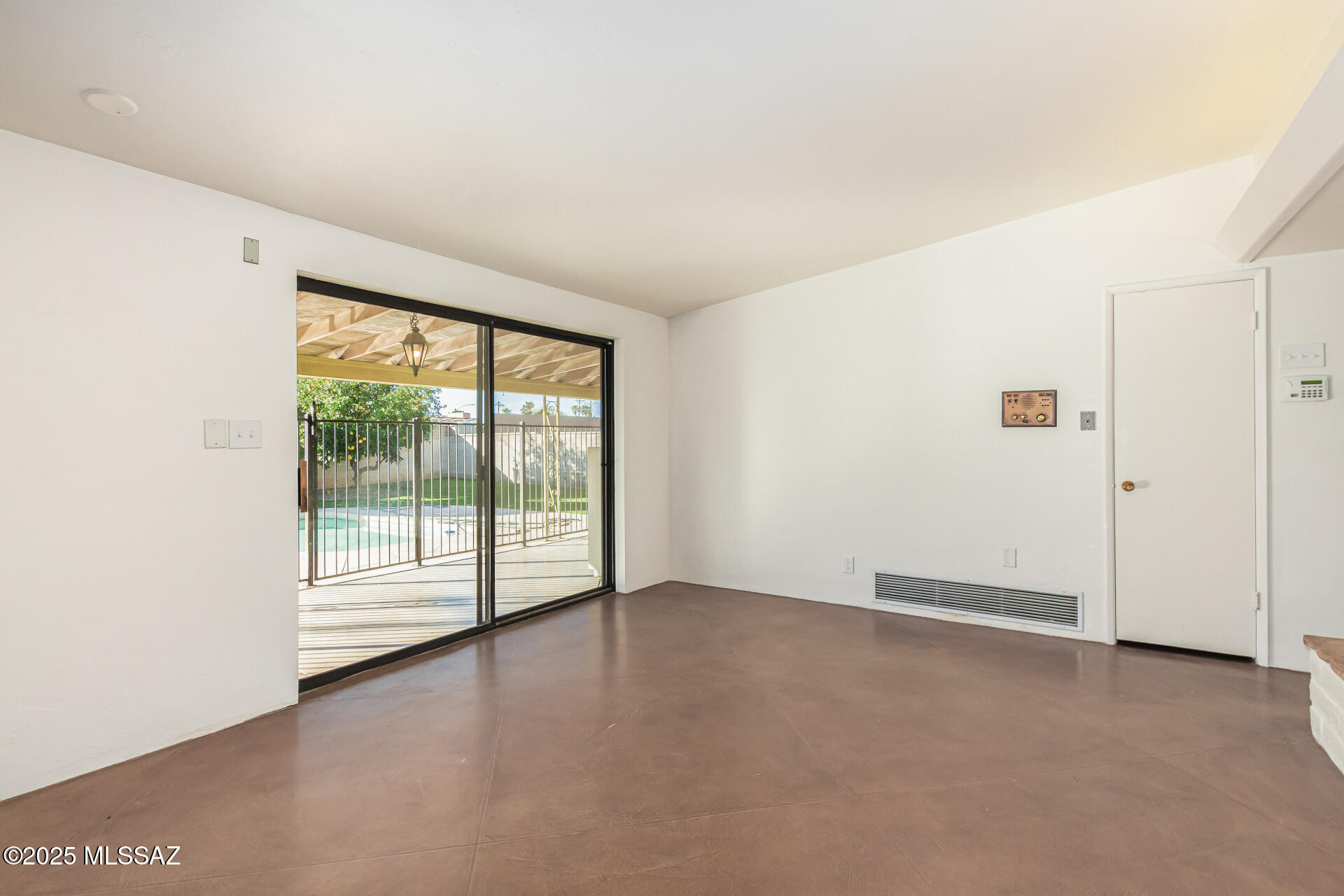 Casa Mesa - Residential