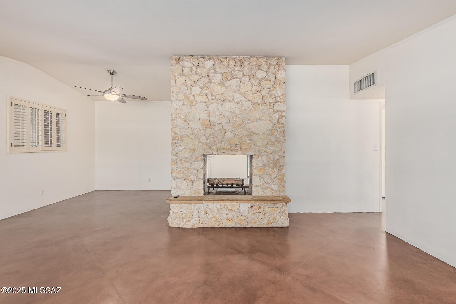 Casa Mesa - Residential