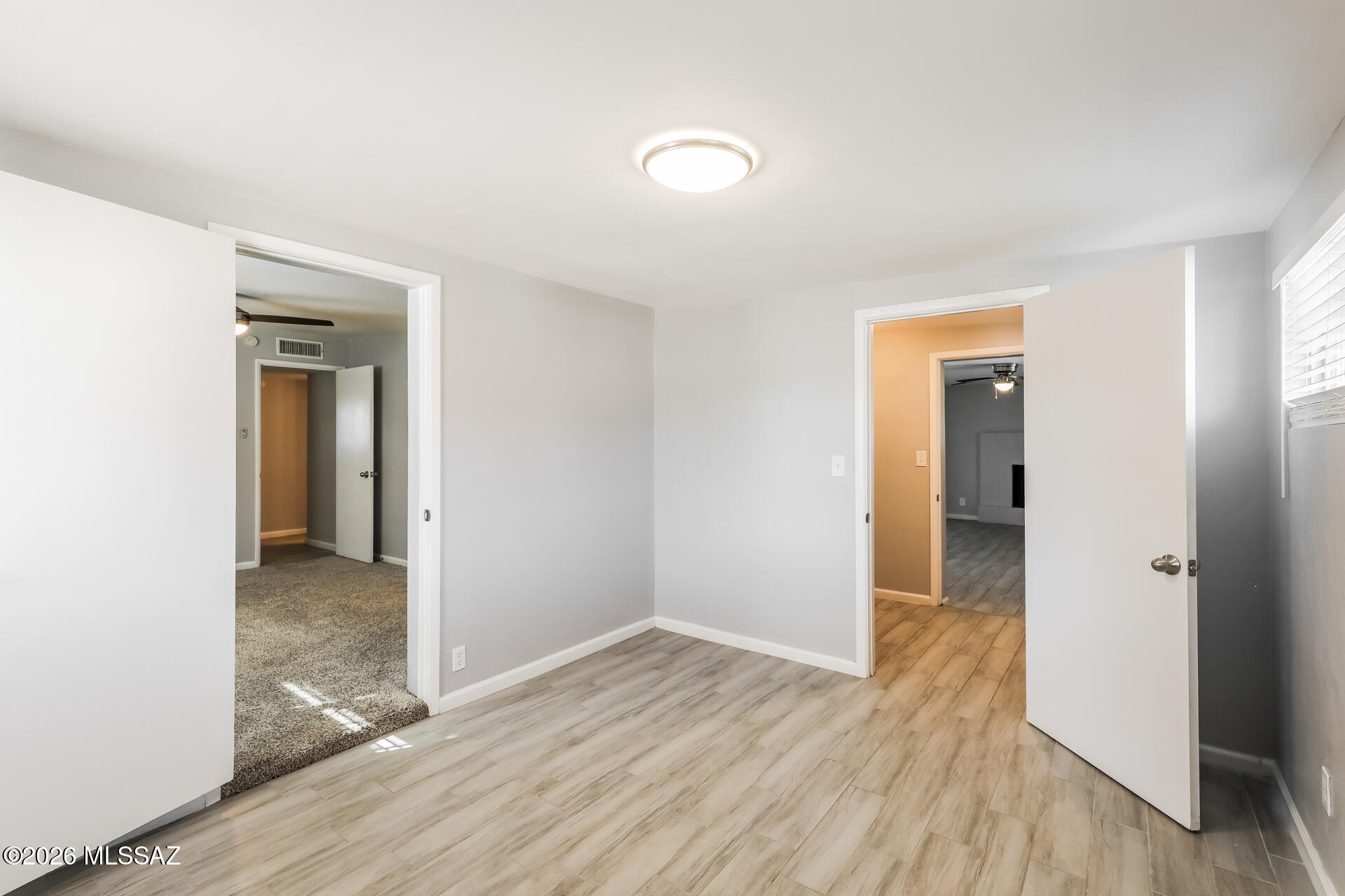 Vista Del Prado (1-274) - Residential Lease