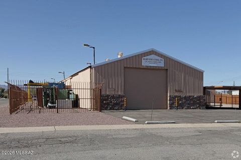 2311 N 14th Avenue Tucson AZ 85705
