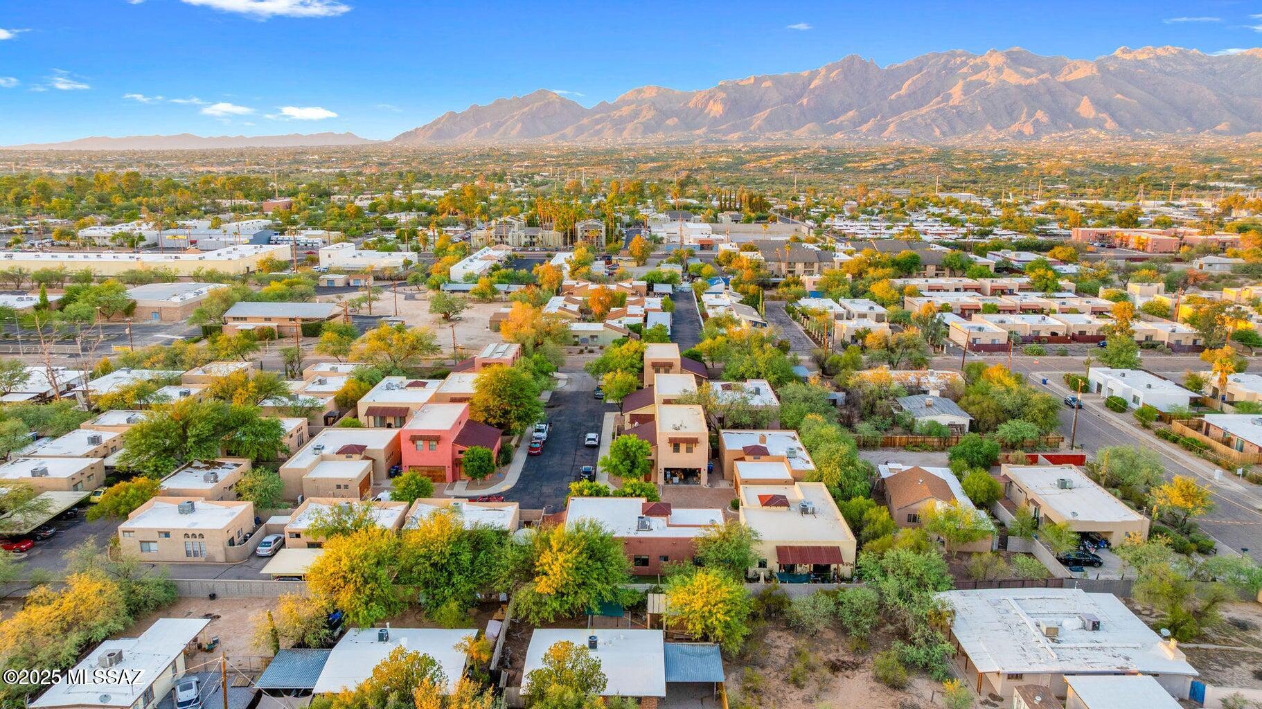 3062 N Presidio Park Place