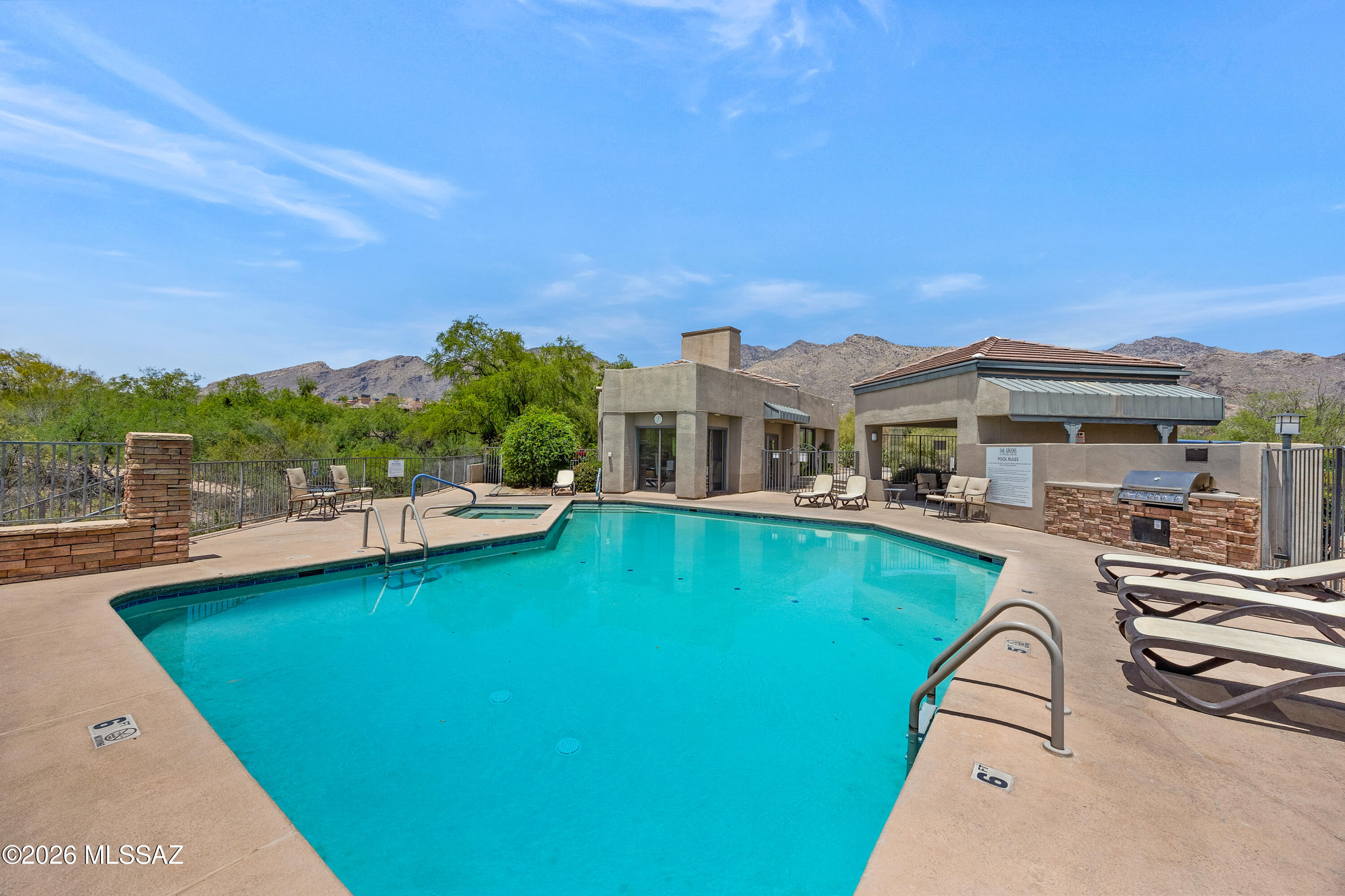 Greens at Ventana Canyon - Residential