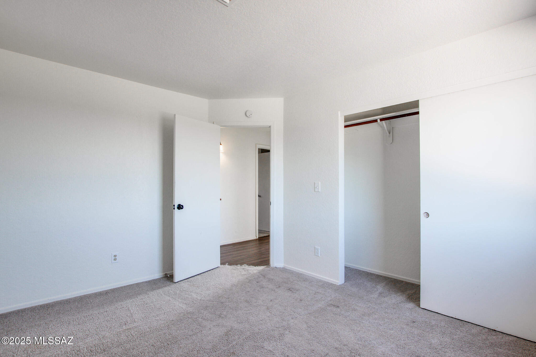 Country Highlands (1-180) - Residential