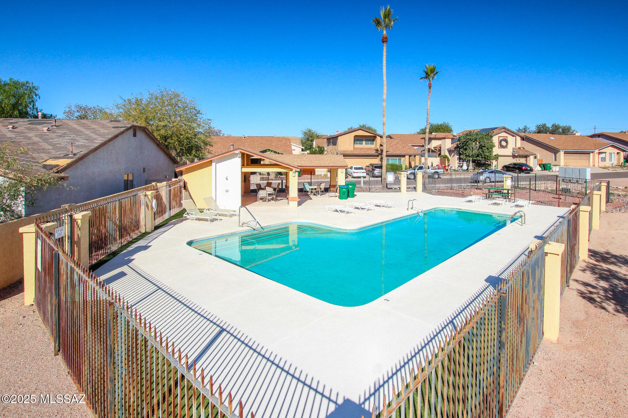 Country Highlands (1-180) - Residential