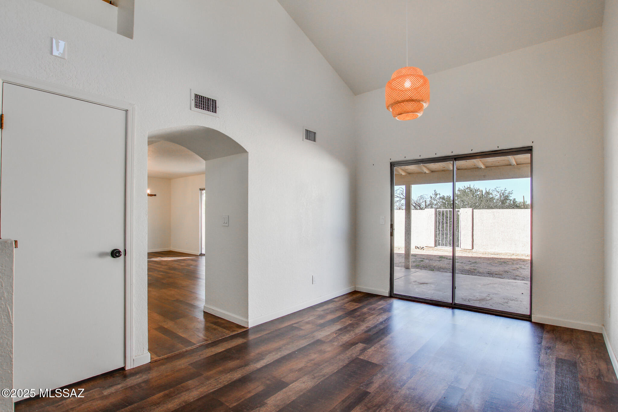 Country Highlands (1-180) - Residential