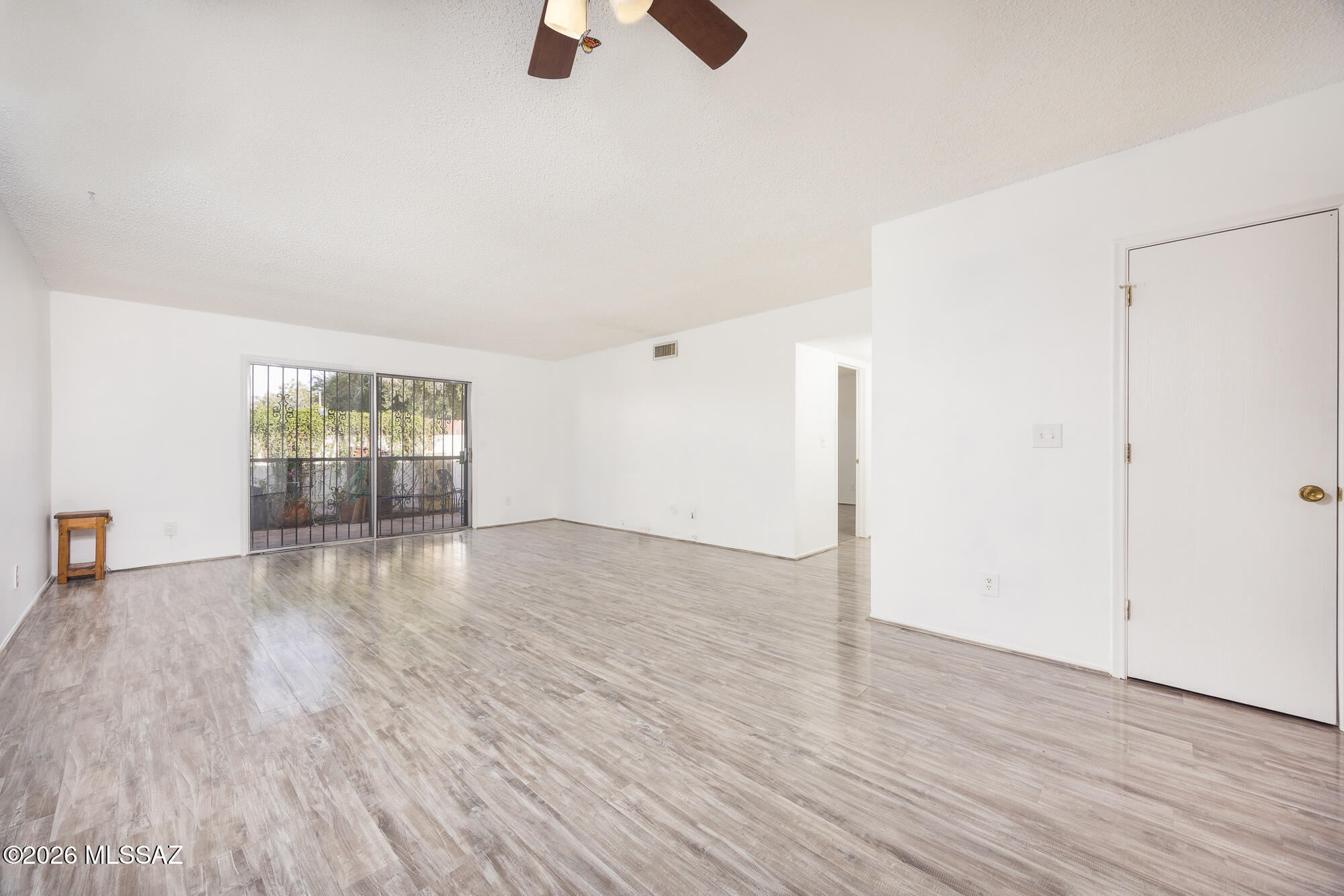 Pantano Park Townhouses - Residential