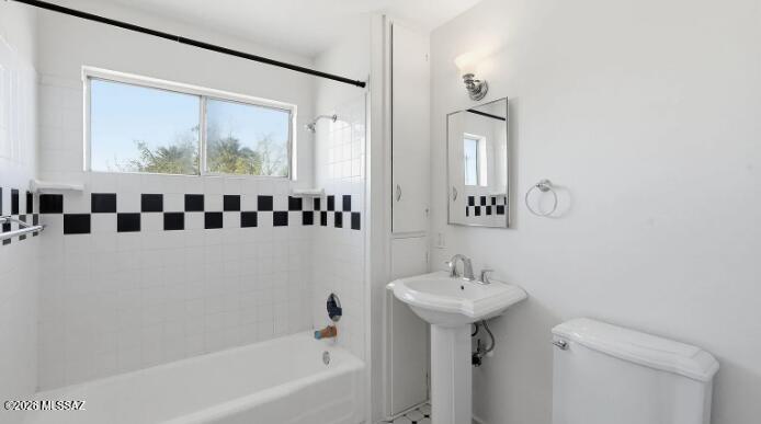 Amherst Club Condos (1-20) - Residential Lease