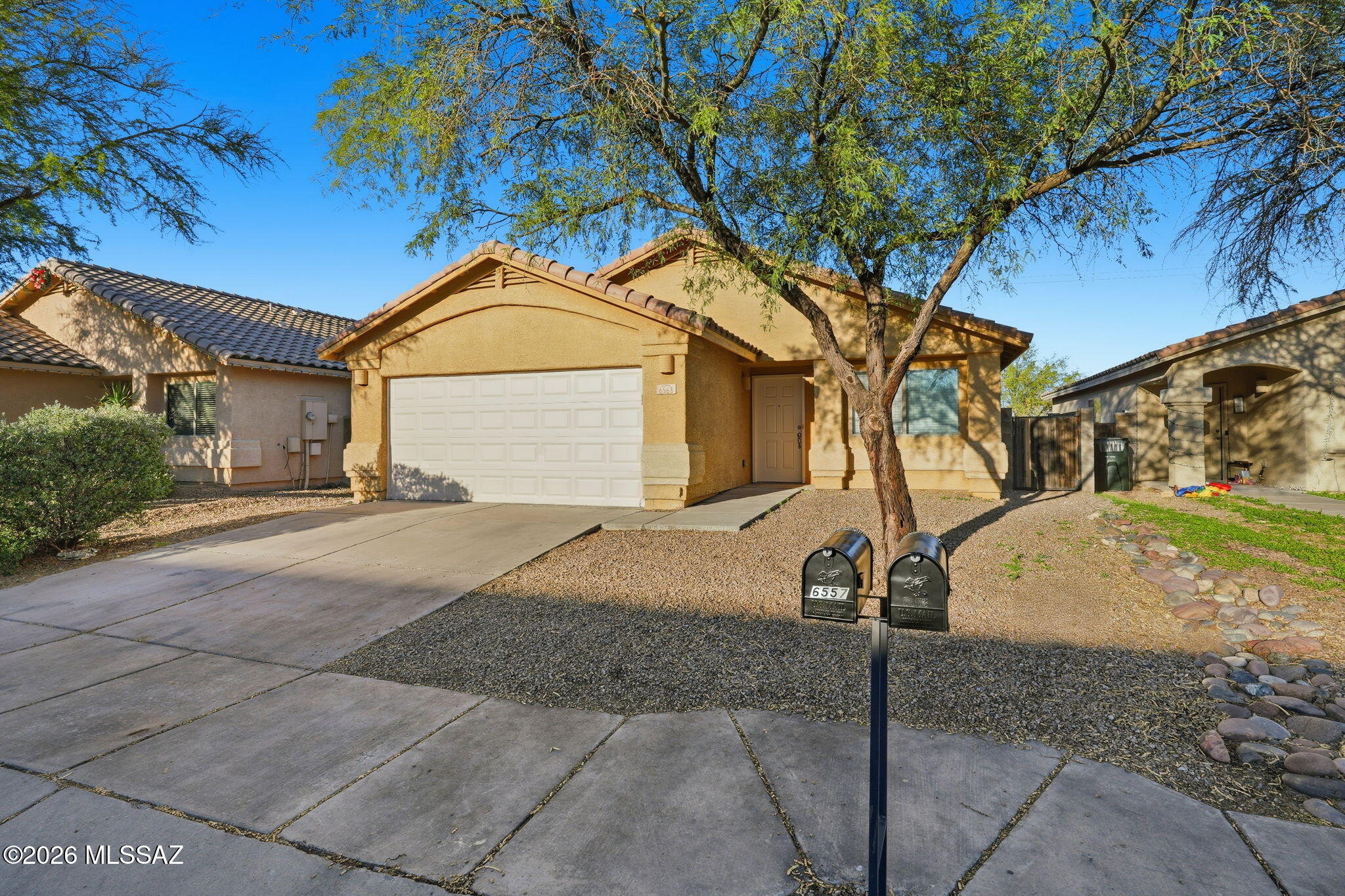 6563 E Ladonna Lane