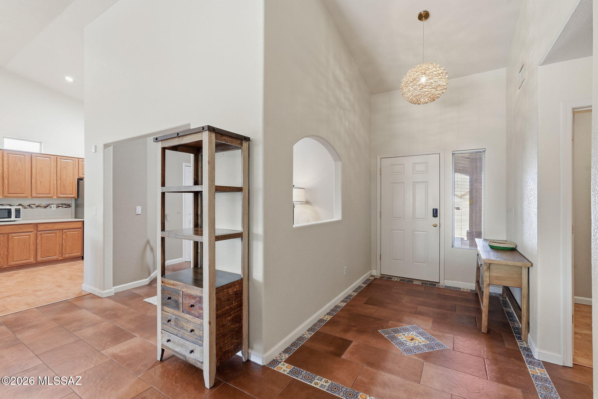 821 N Silverleaf Oak Place