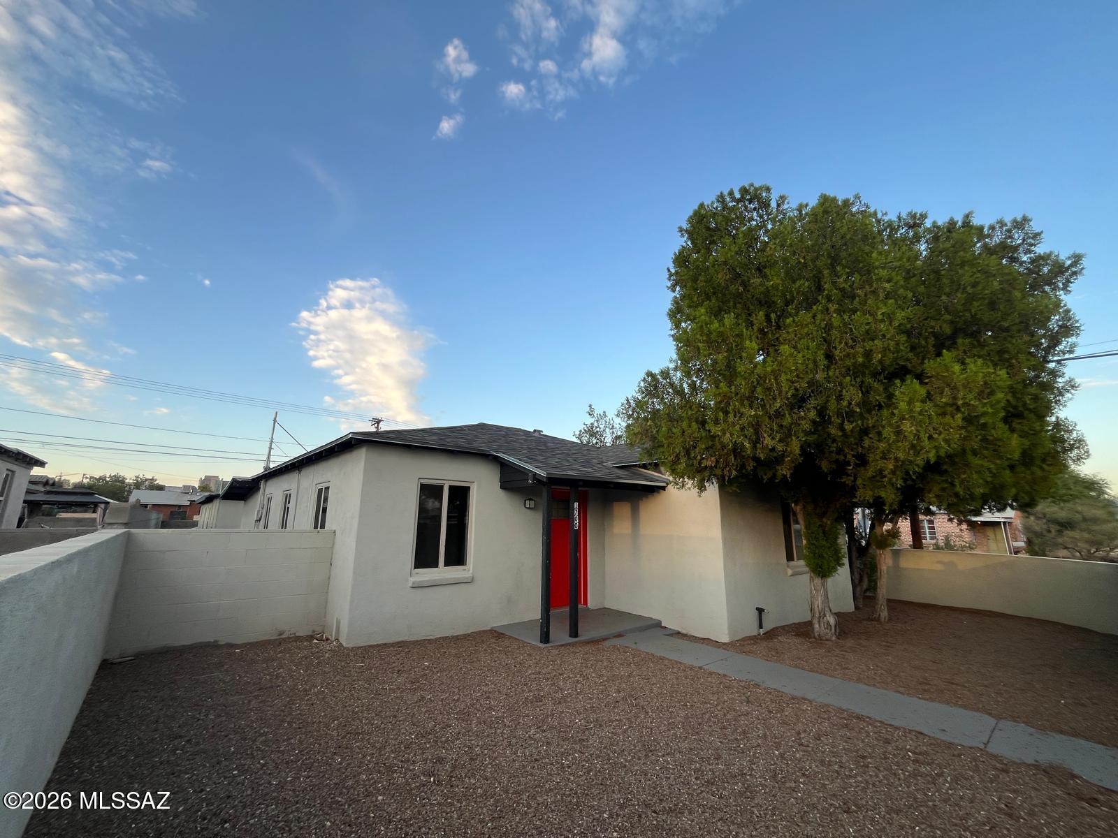 1700 E Grant Road