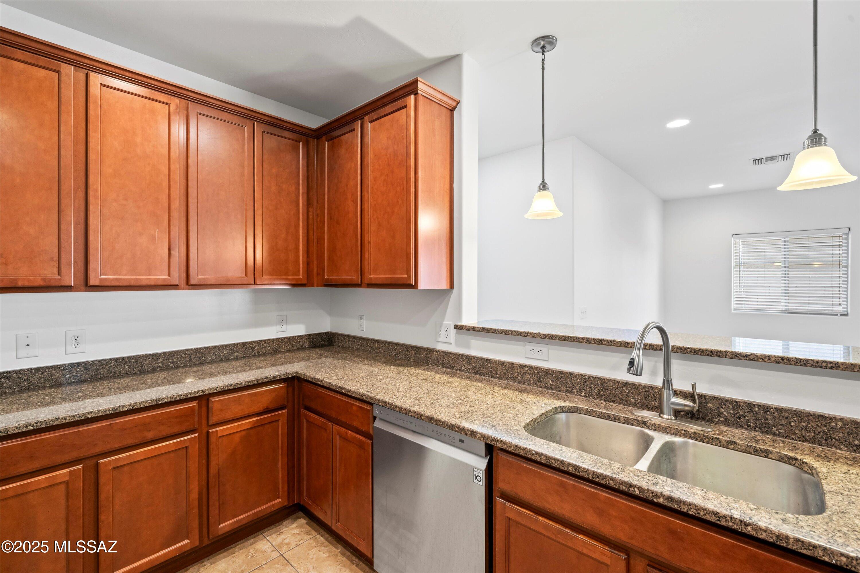 Countryside Manor (1-52) - Residential