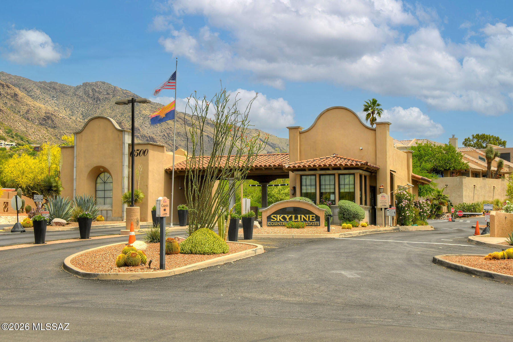 El Diamante Townhomes (1-15) - Residential