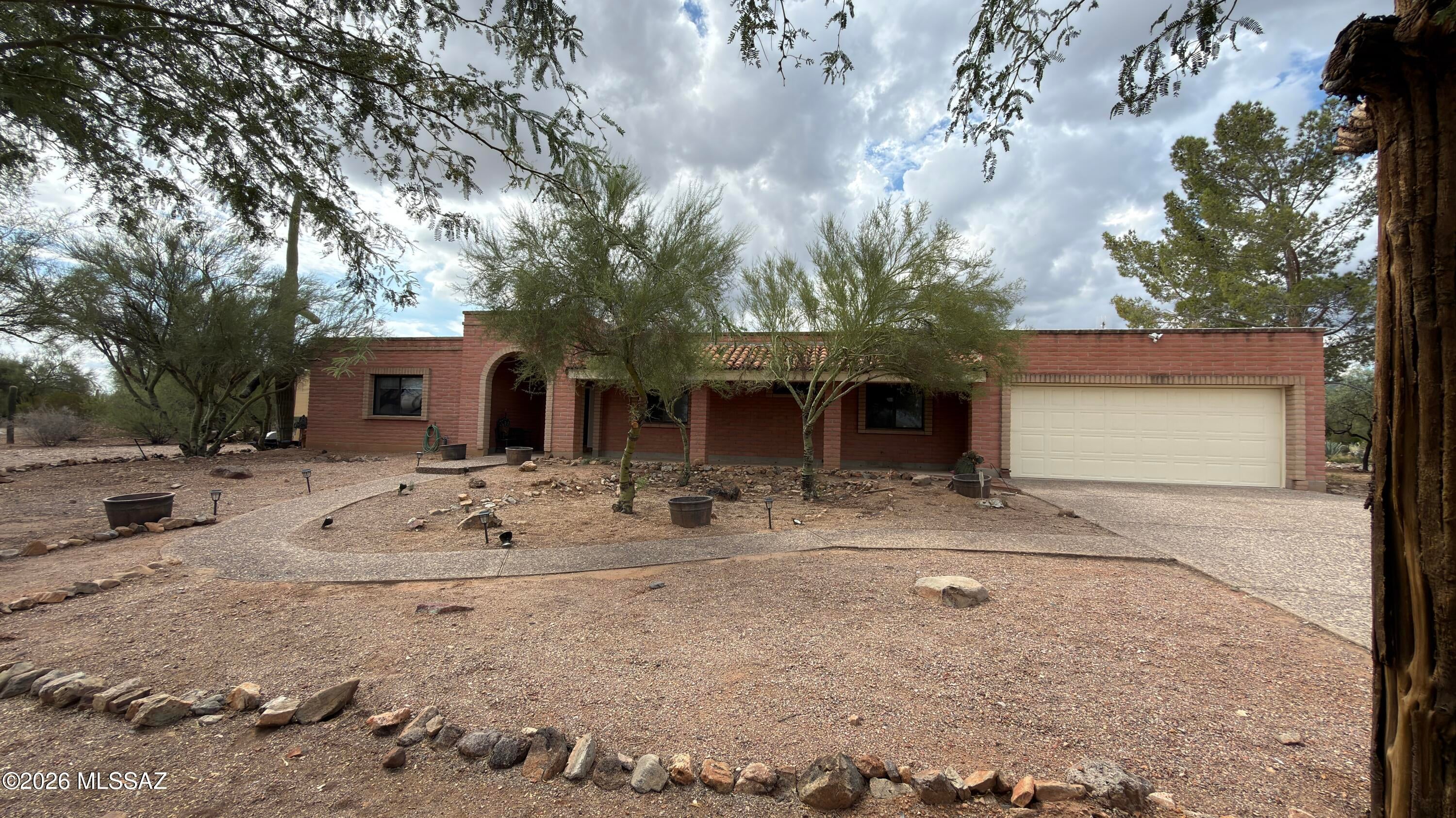 6018 W Bridle Way
