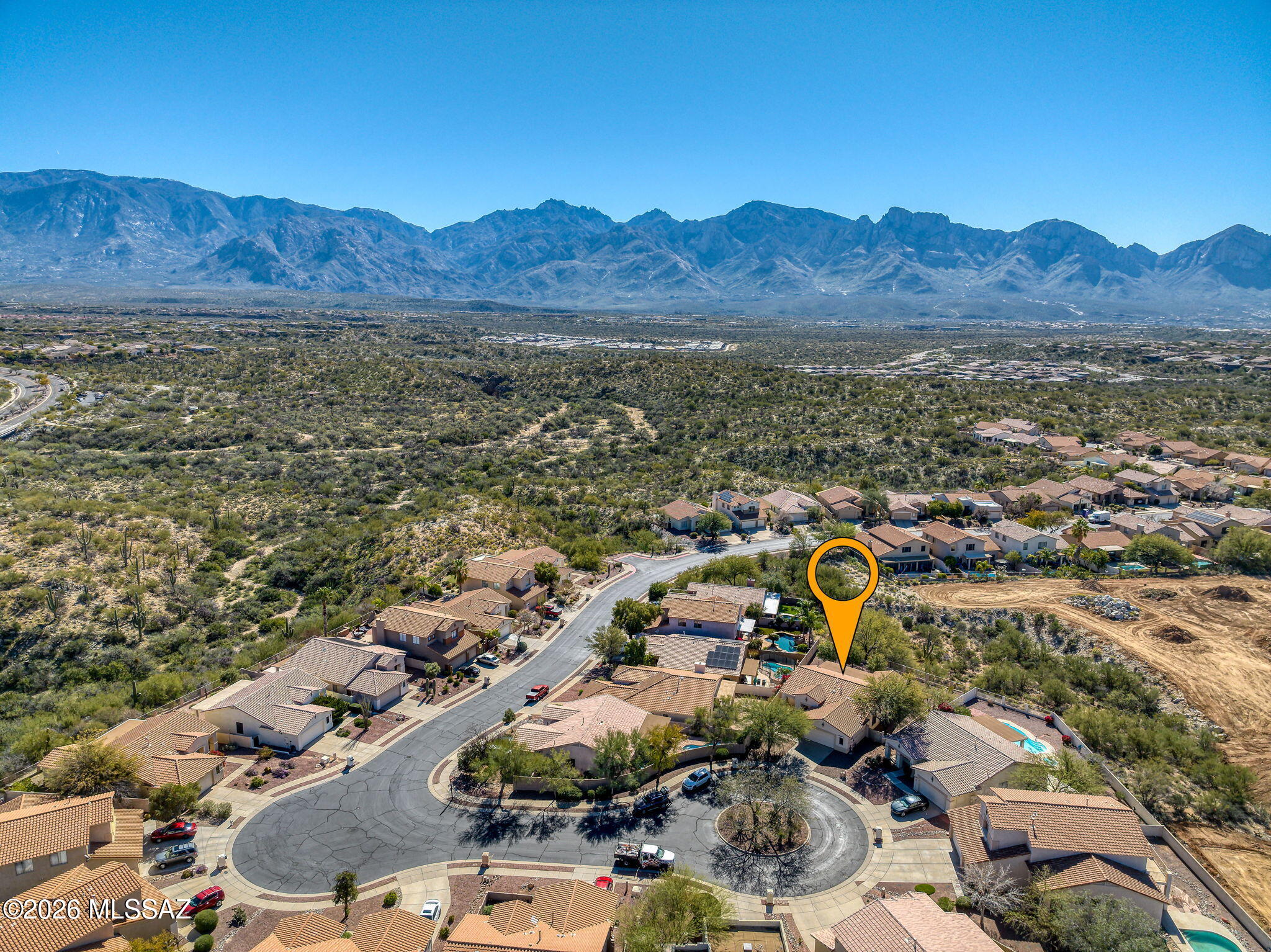 33 W Golden Spur Place