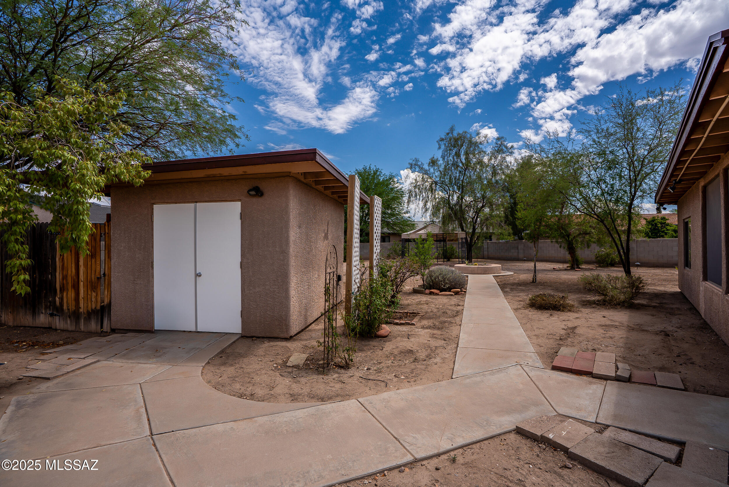 Midvale Terrace (1-59) - Residential
