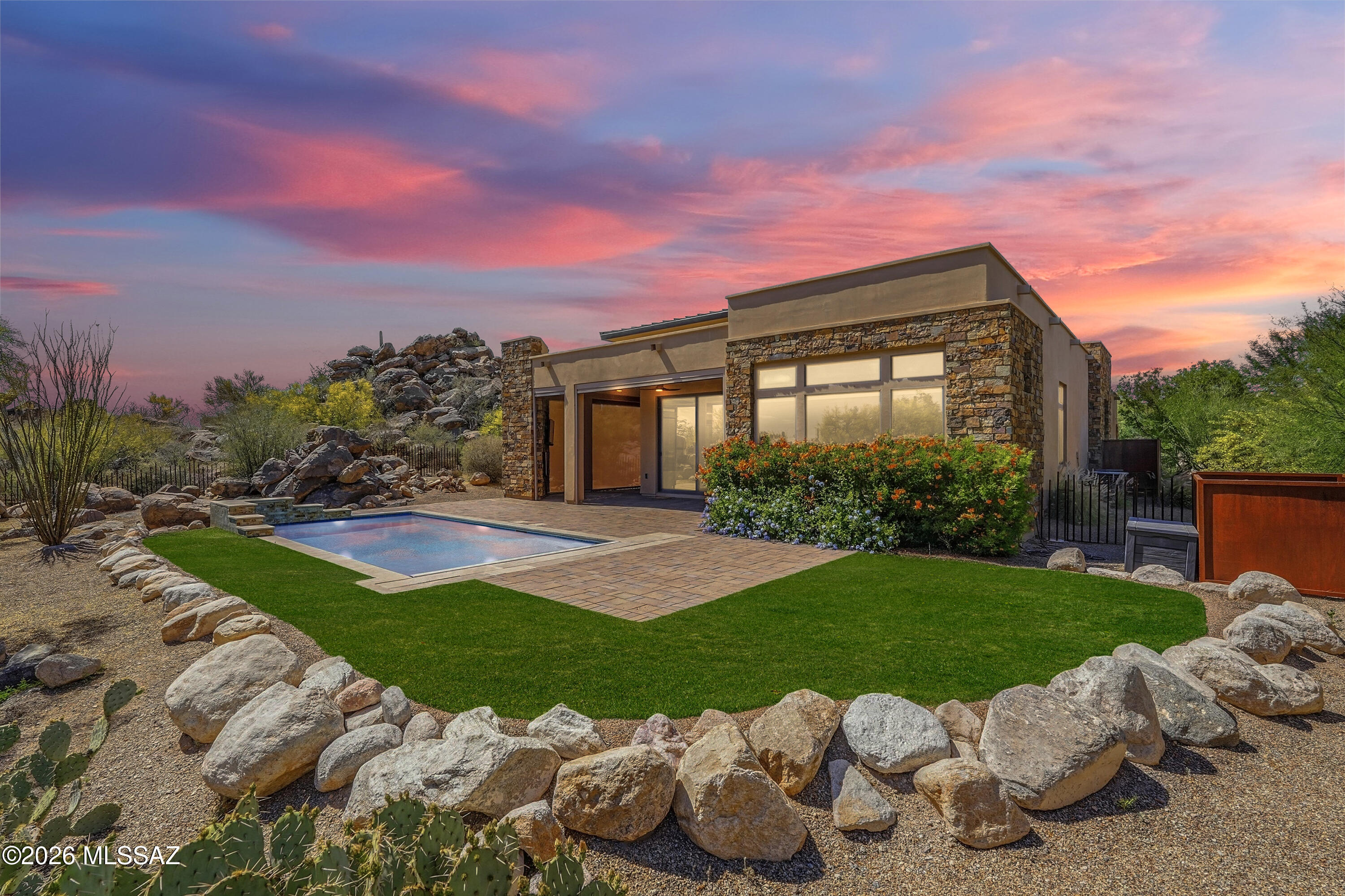 1915 Tortolita Mountain Circle