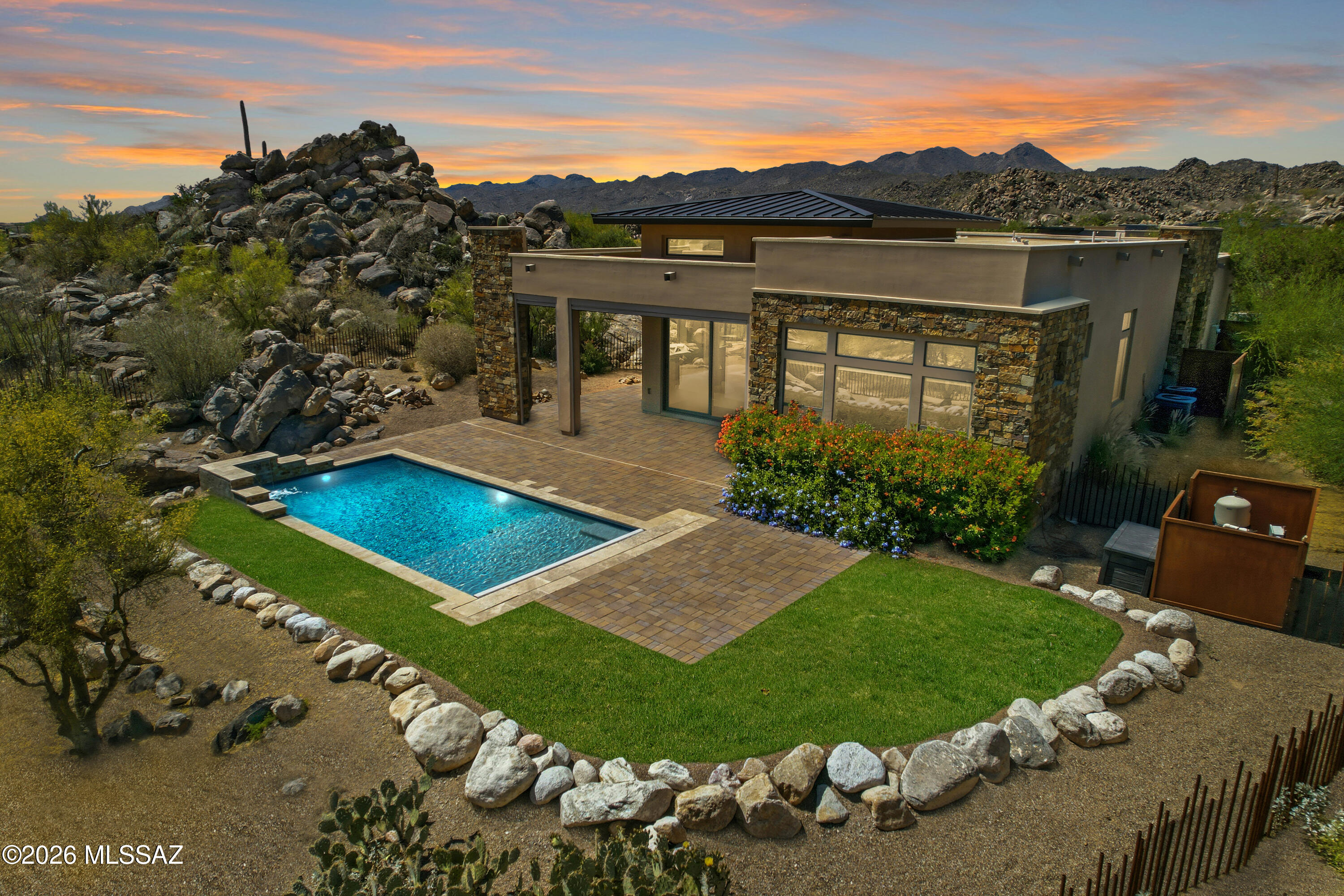 Meritage At Stone Canyon VIII - Residential